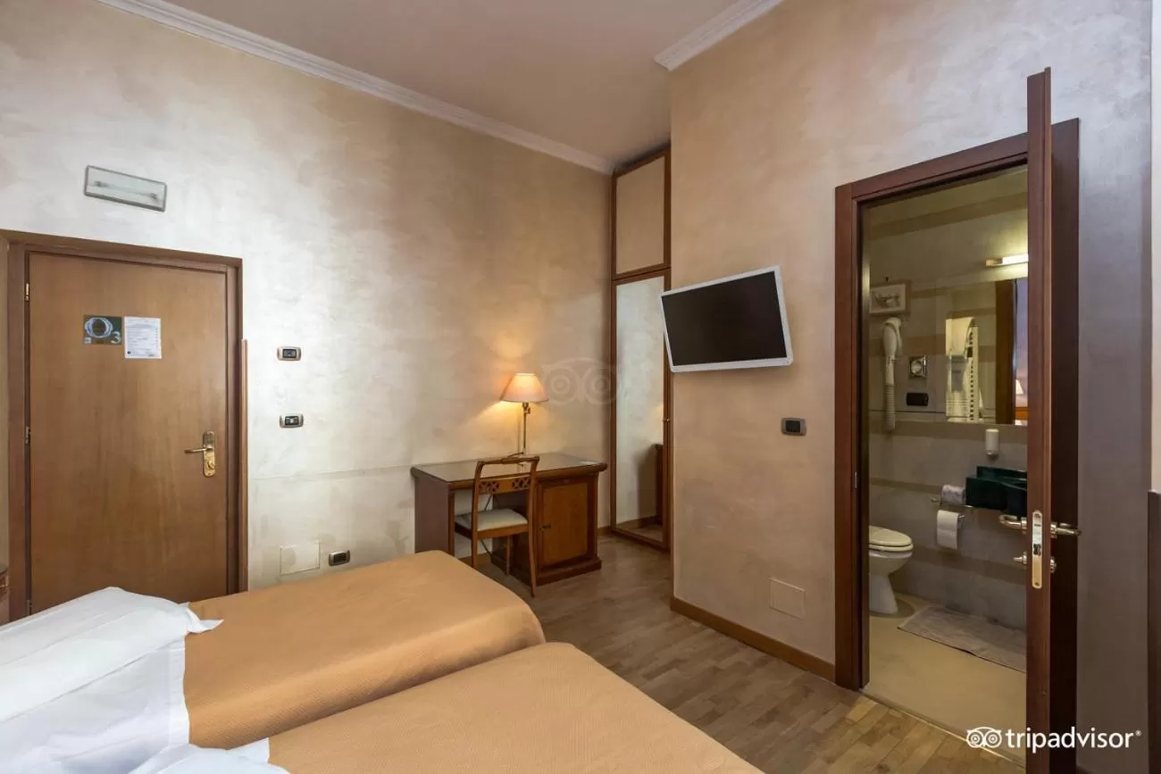 Bedroom, Bed in Hotel Kent