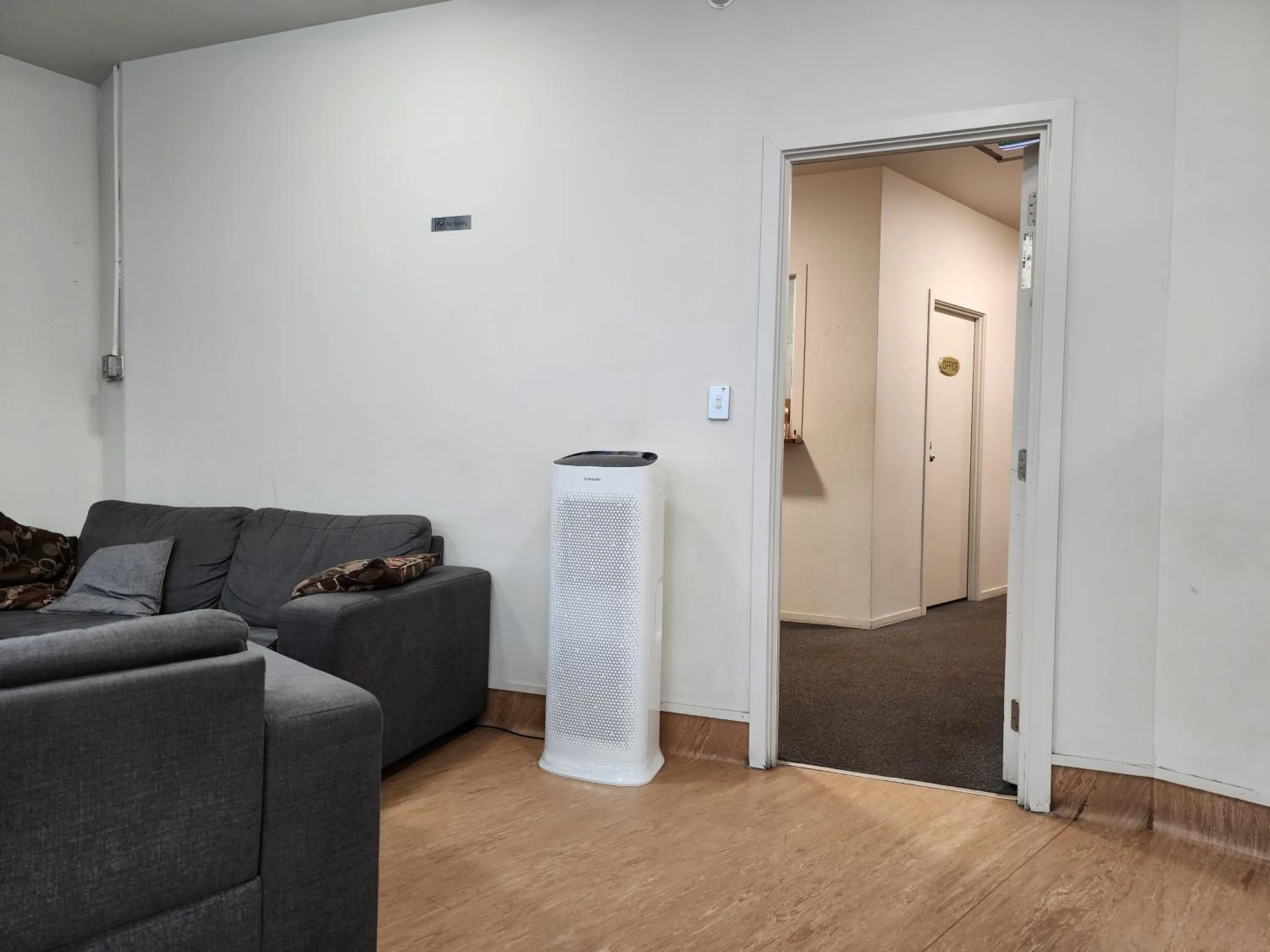 Living room in Newton Lodge Auckland