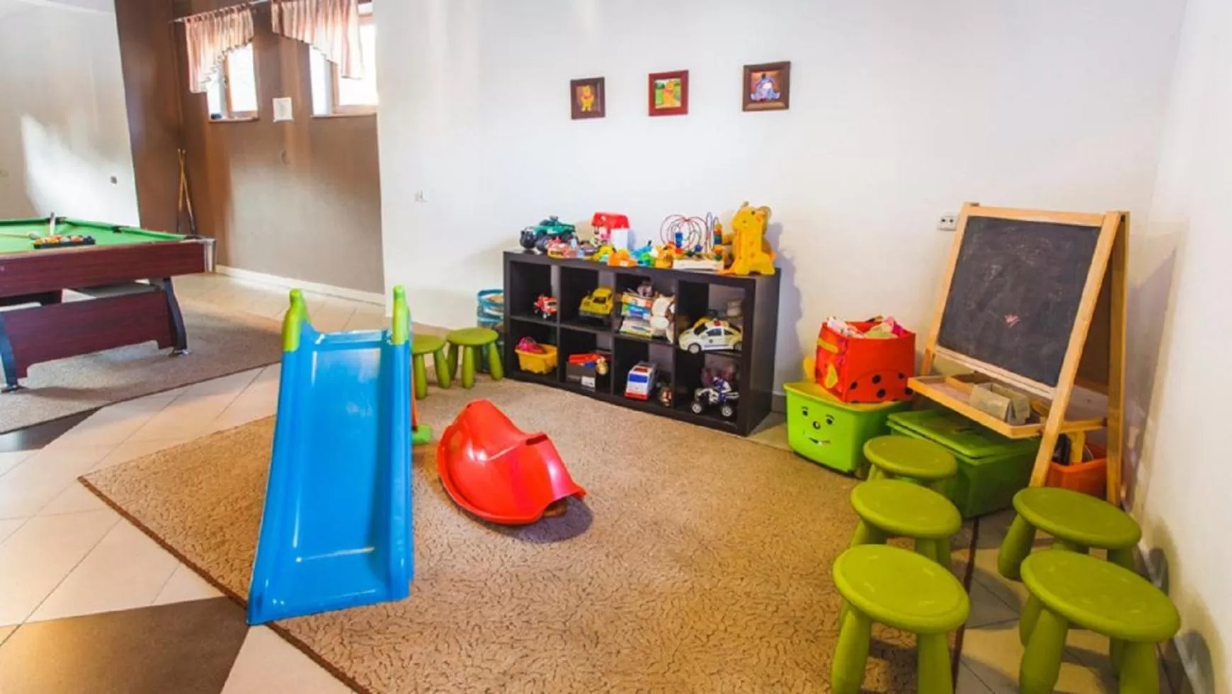 Children play ground, Kid's Club in Chata u Bronka