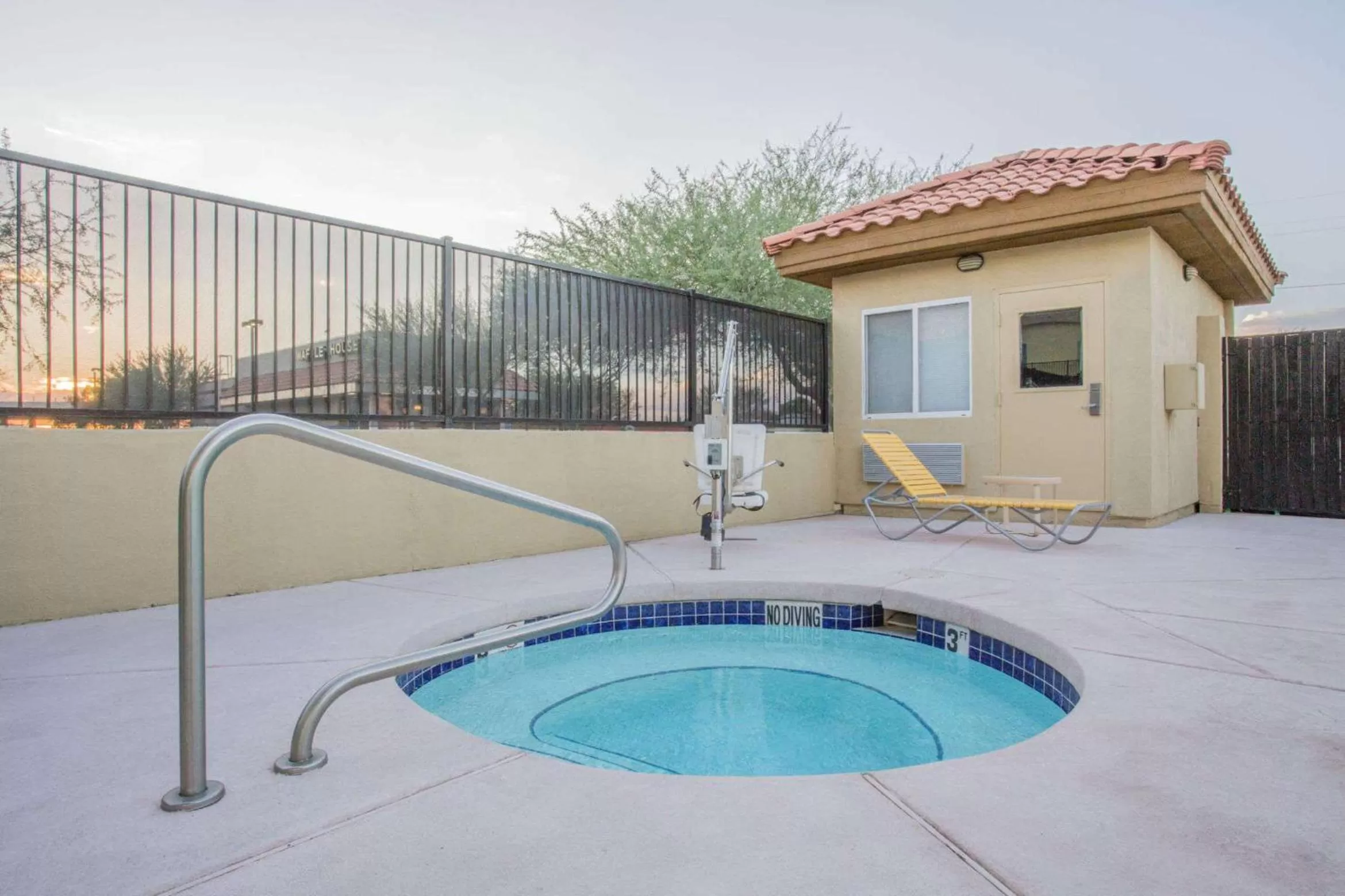 Hot Tub in Days Inn by Wyndham Phoenix North