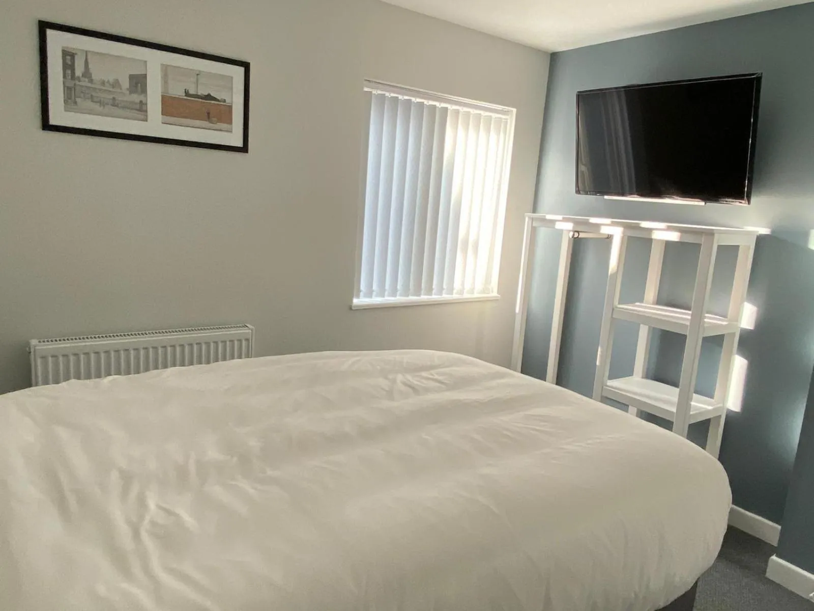 Bed in Brownlows Inn Rooms formerly Riley's Rooms