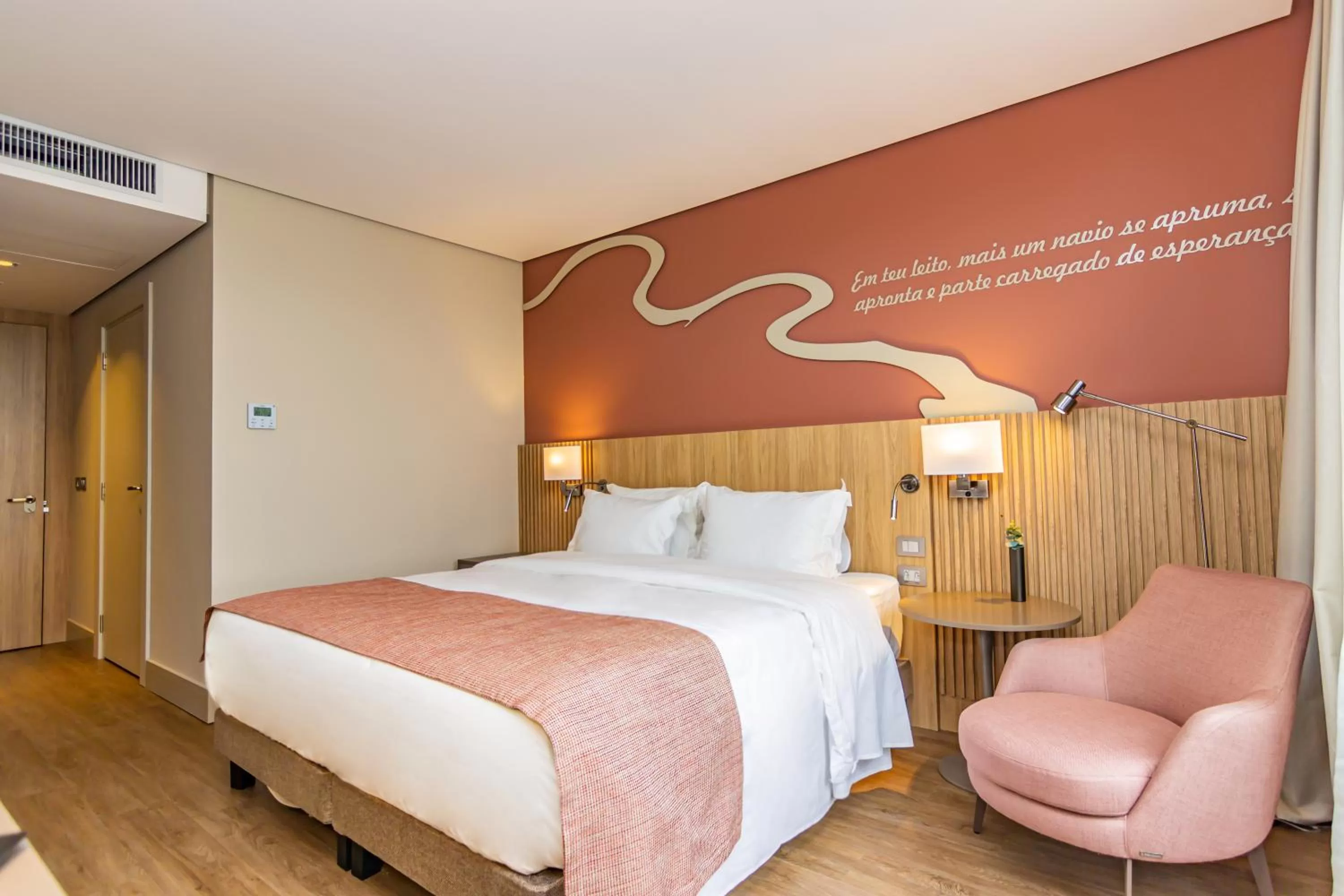 Bed in Mercure Itajai Navegantes