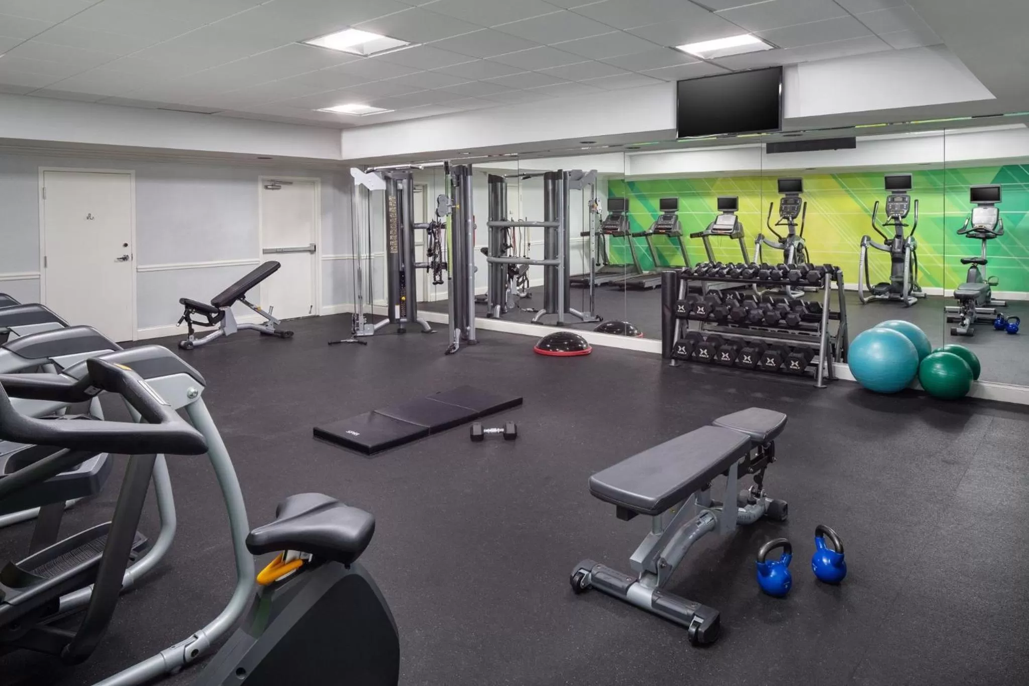 Fitness centre/facilities in Holiday Inn & Suites Boca Raton - North