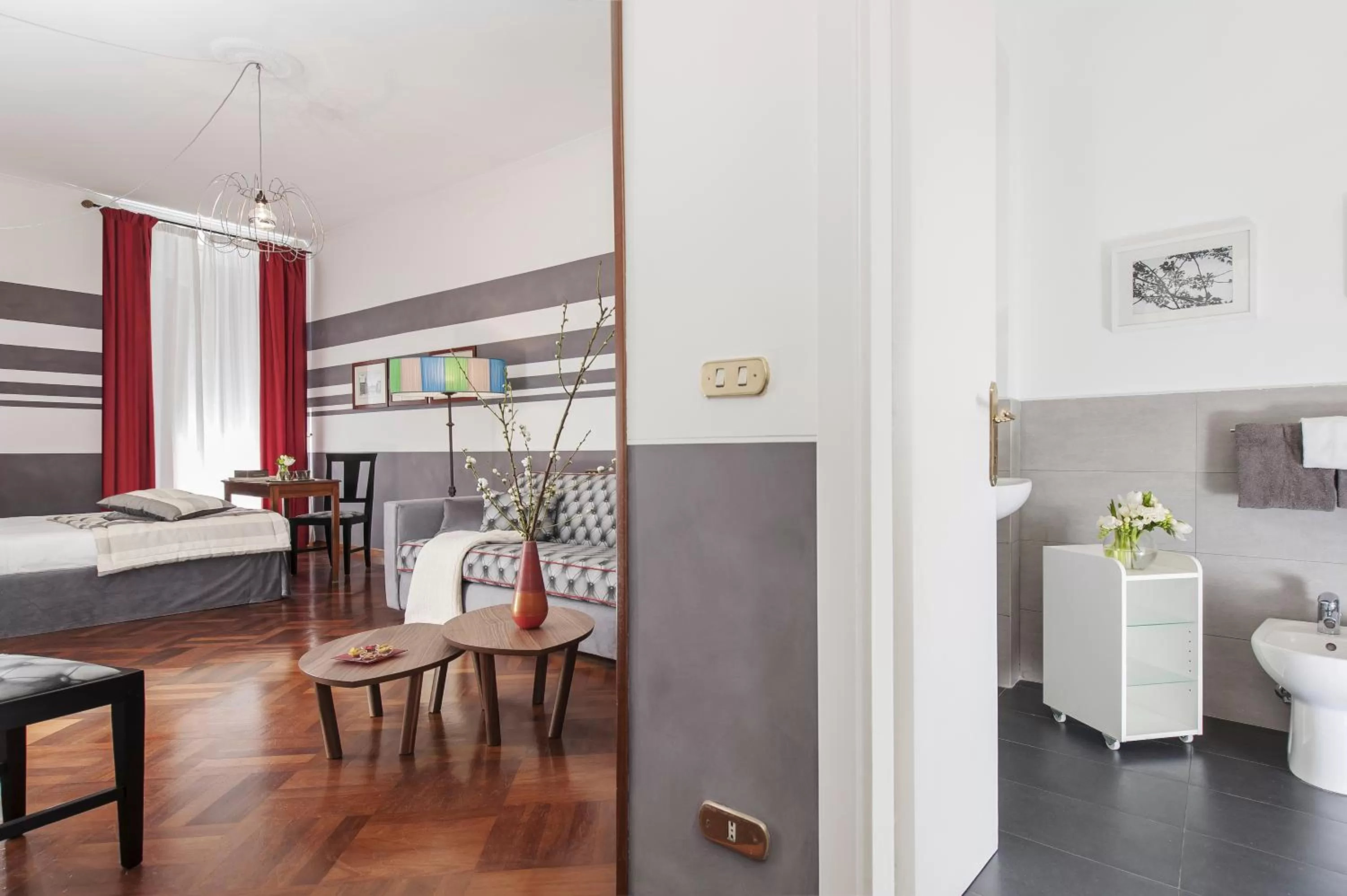 Bedroom, Bed in All'Orologio