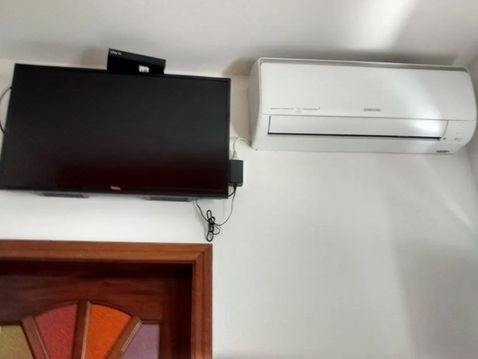 TV and multimedia, TV/Entertainment Center in Hotel Buriti Itupeva