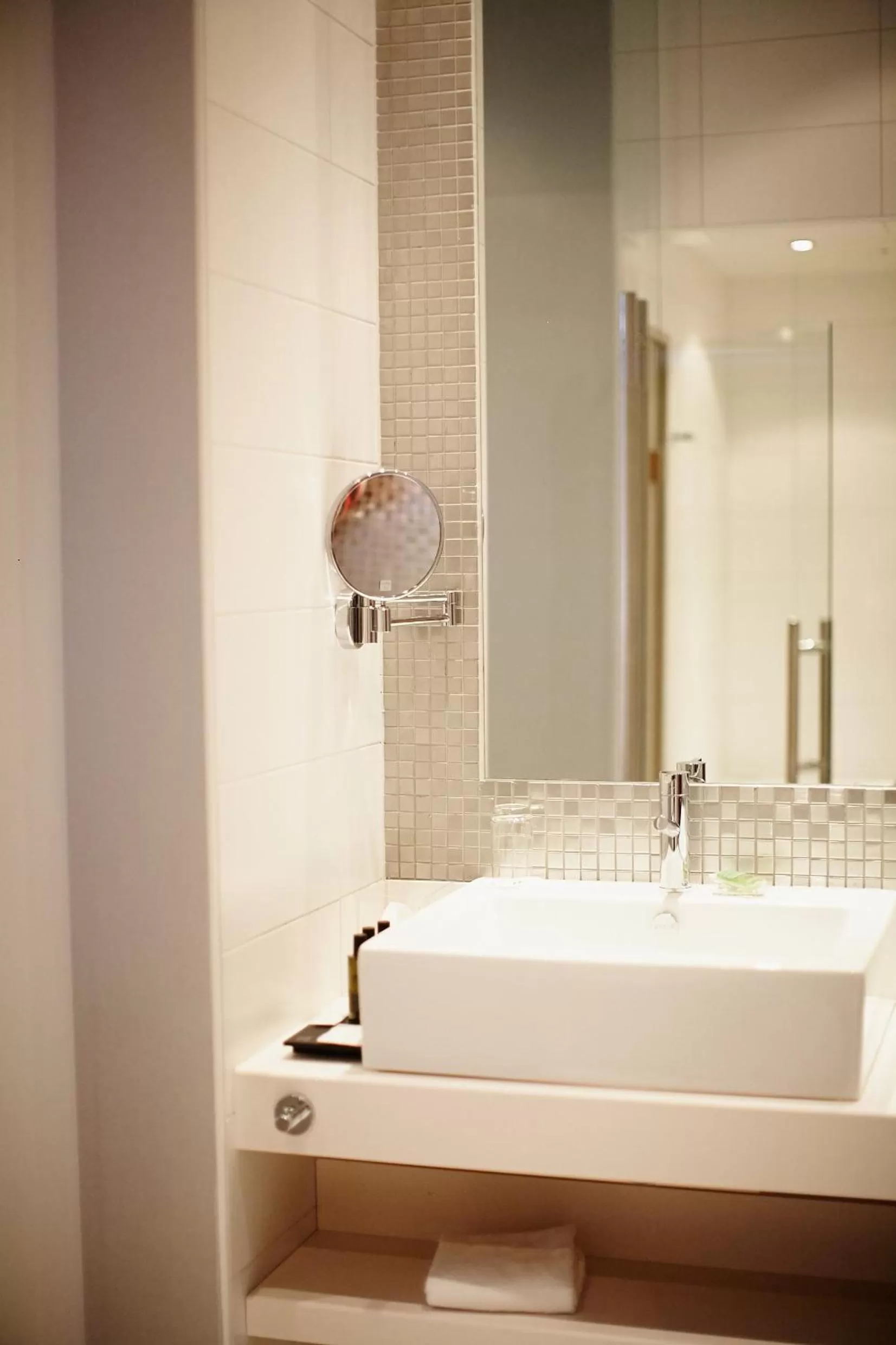 Bathroom in ProfilHotels Savoy