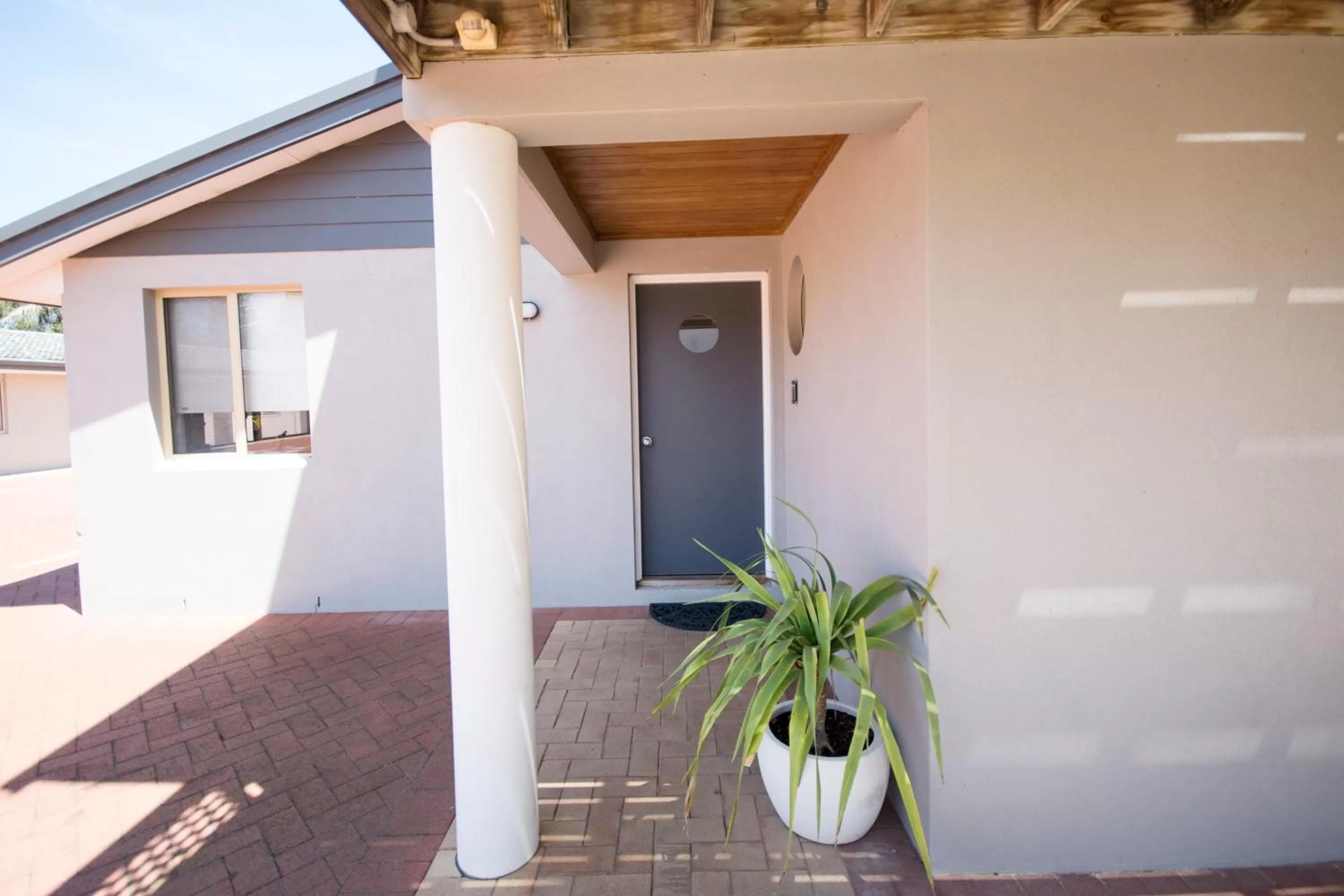 Facade/entrance in Archipelago Apartments Esperance