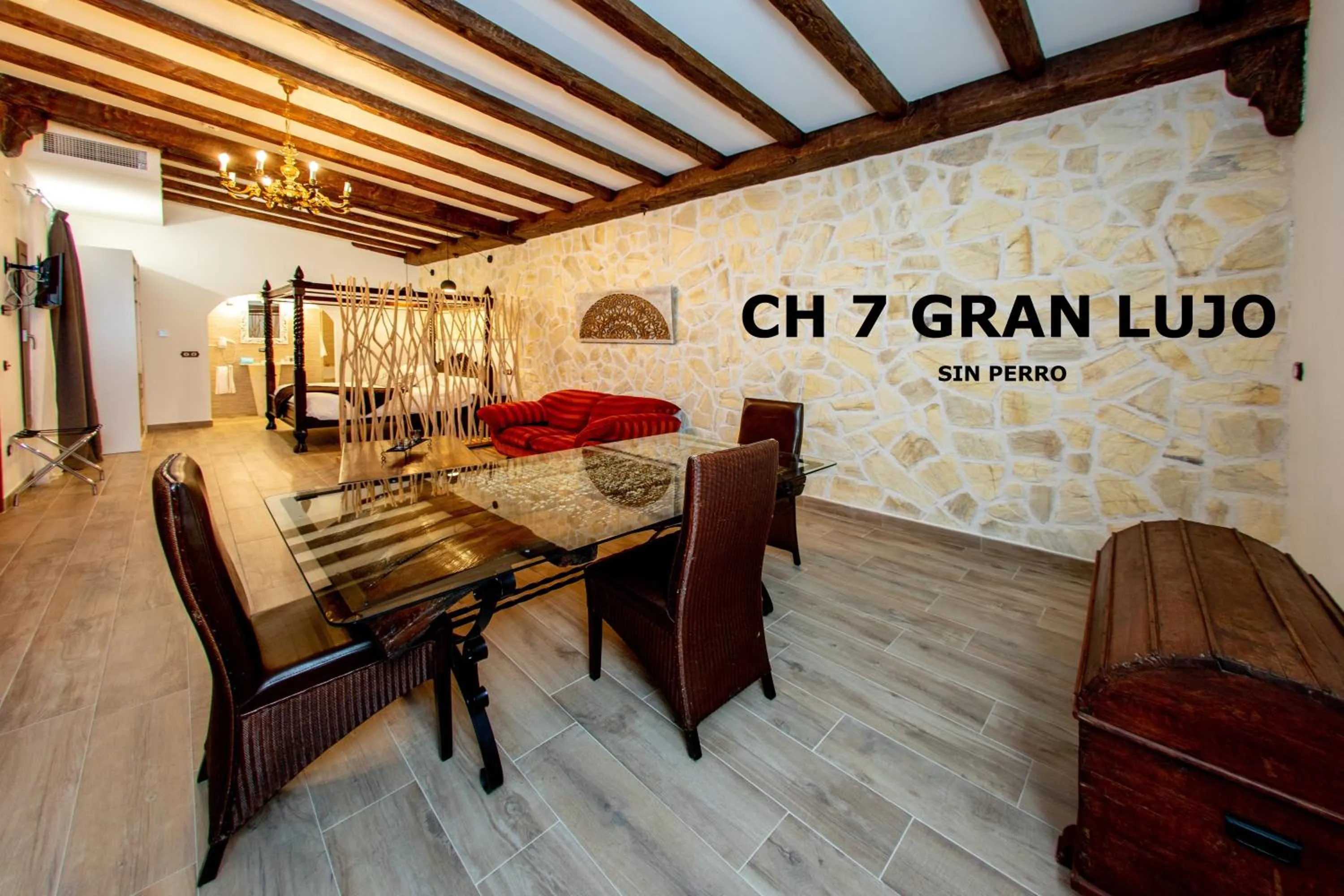 Photo of the whole room in Artmonia