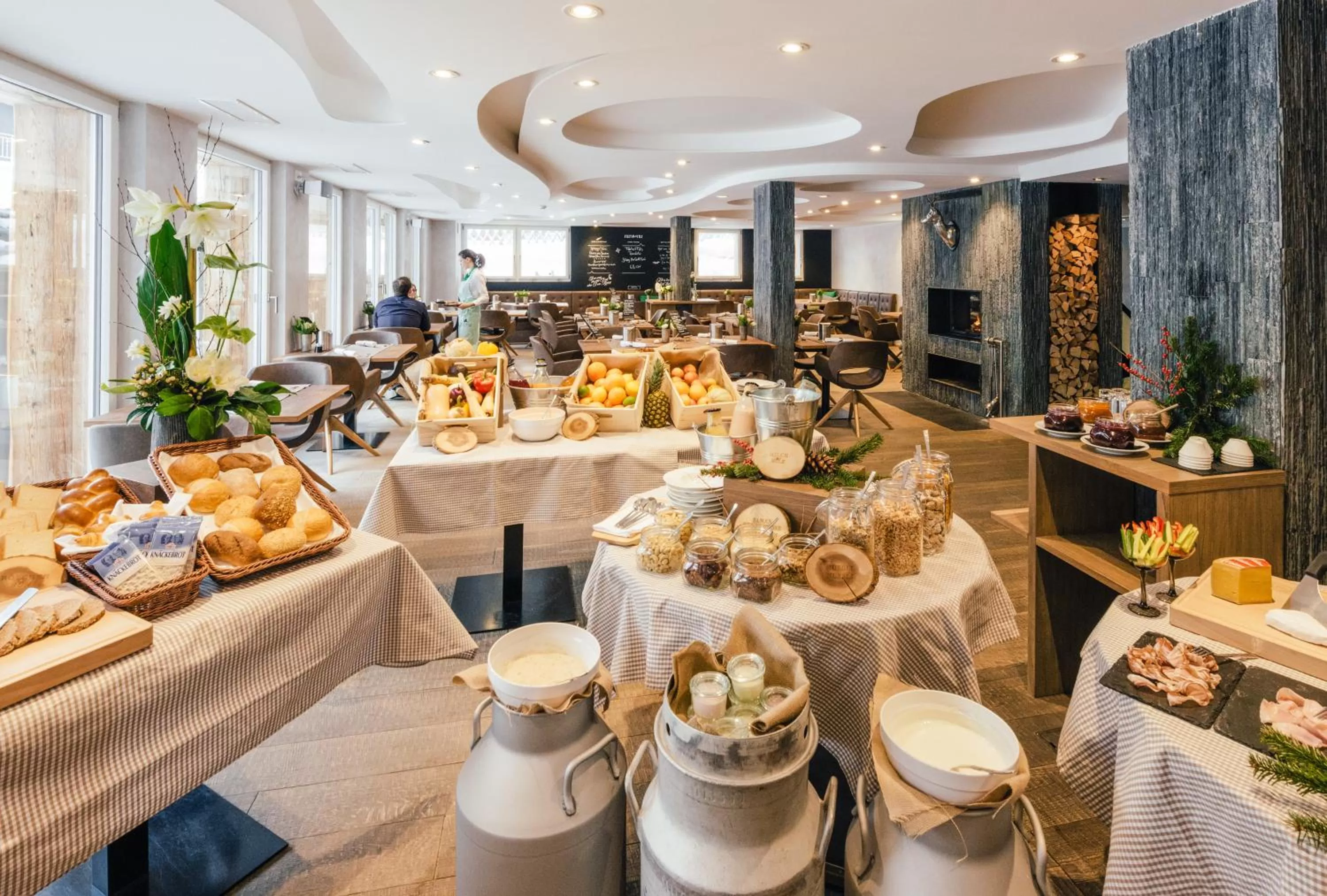 Restaurant/places to eat in Matthiol Boutique Hotel