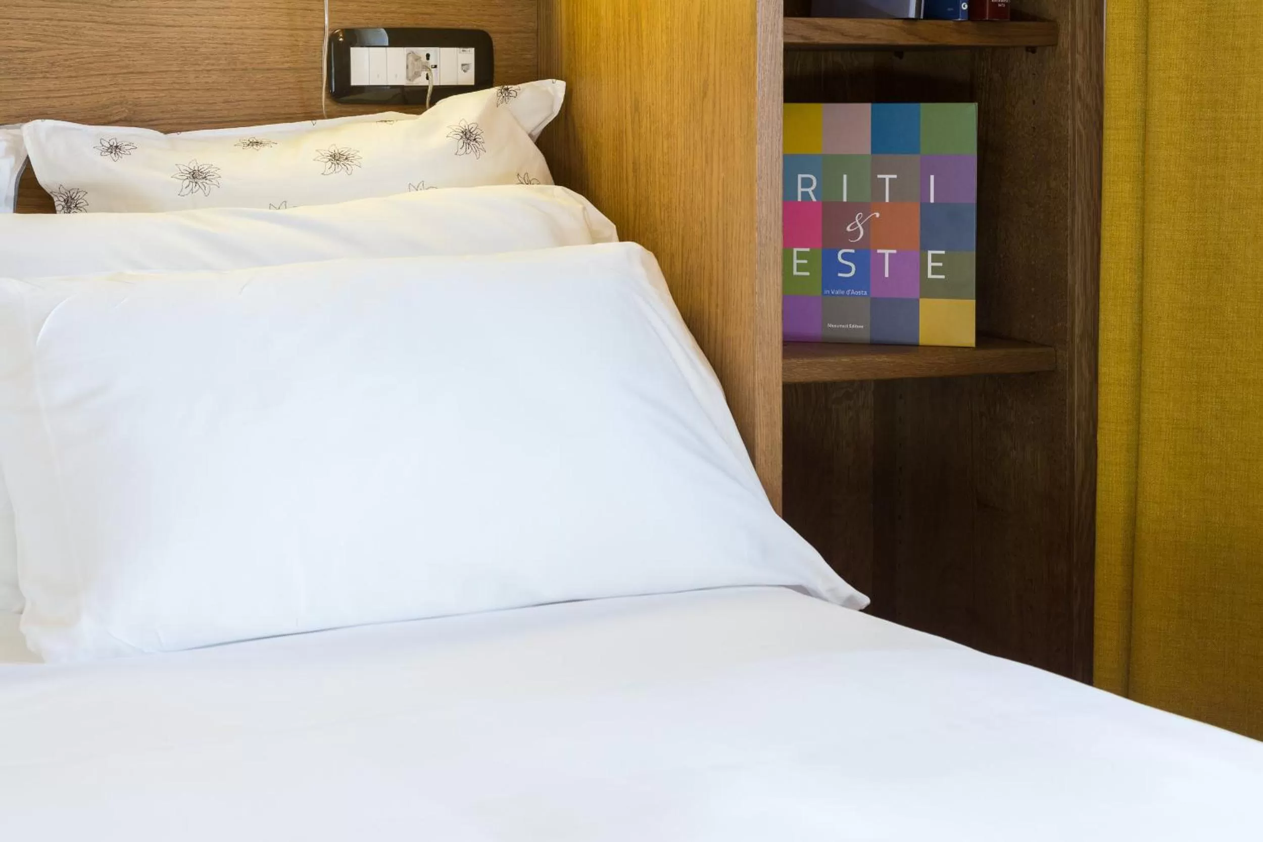 Decorative detail, Bed in Duca D'Aosta Hotel