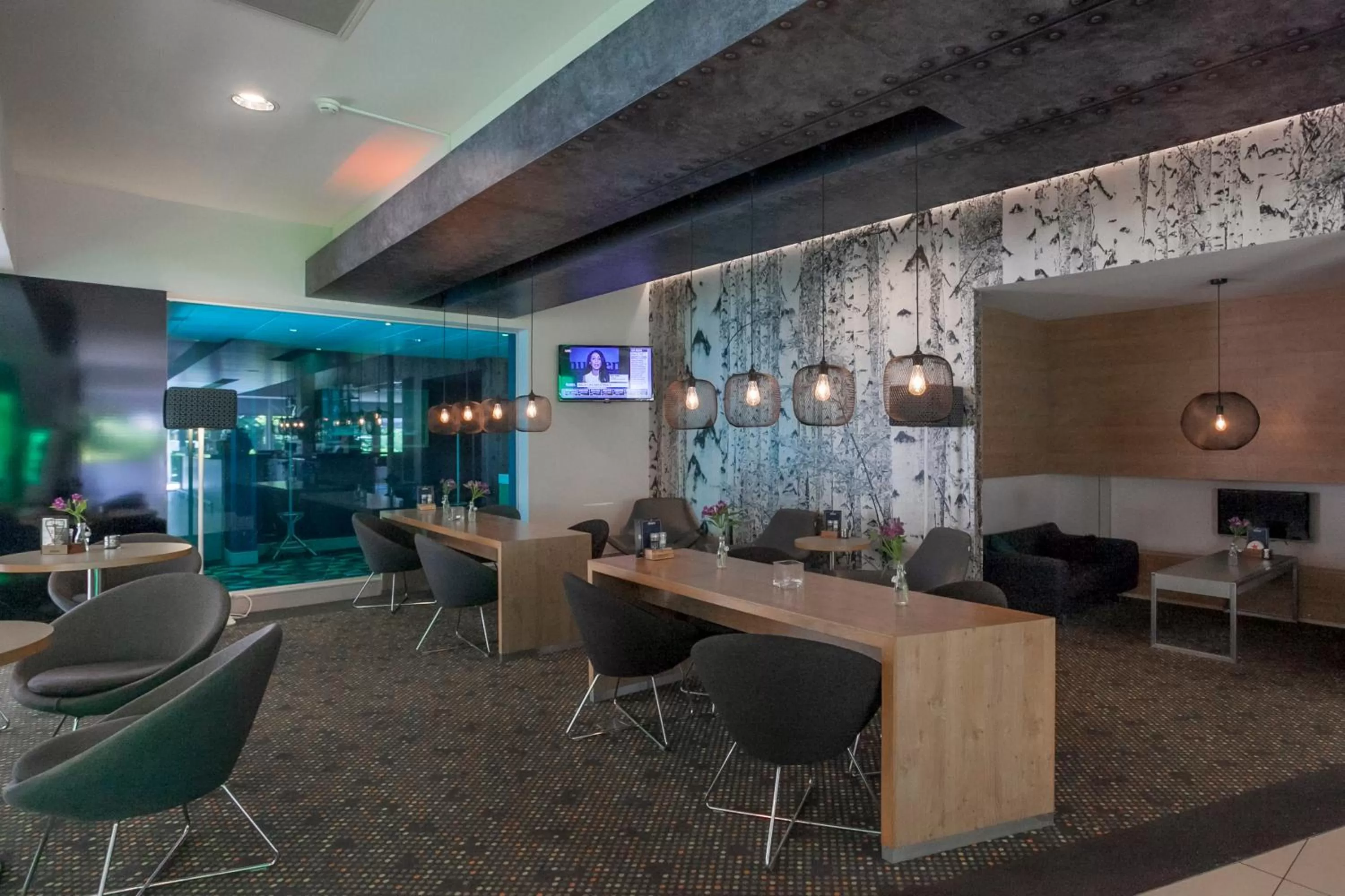 Lounge or bar in Novotel Rotterdam - Schiedam