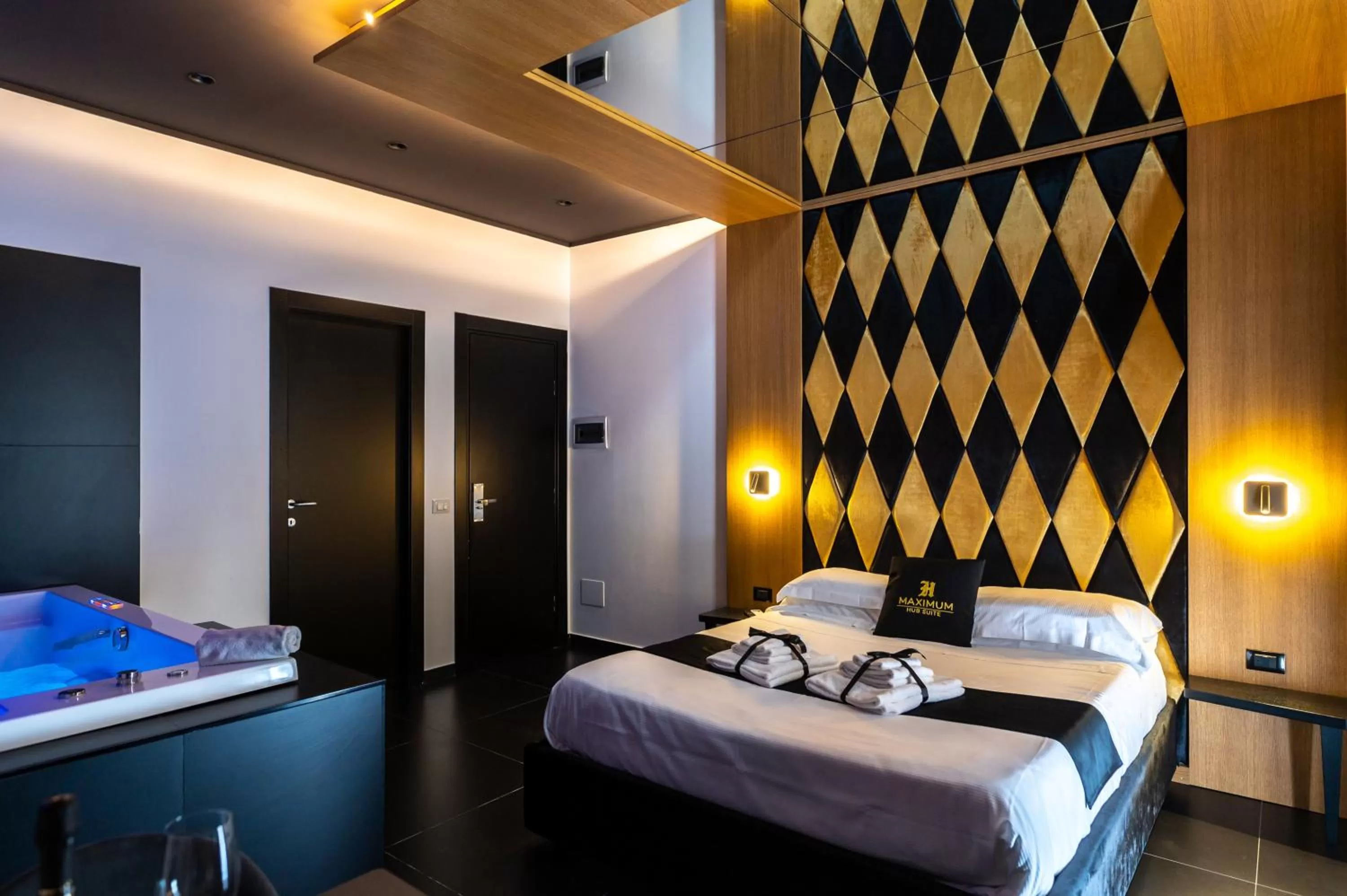 Bed in Maximum hub suite&spa