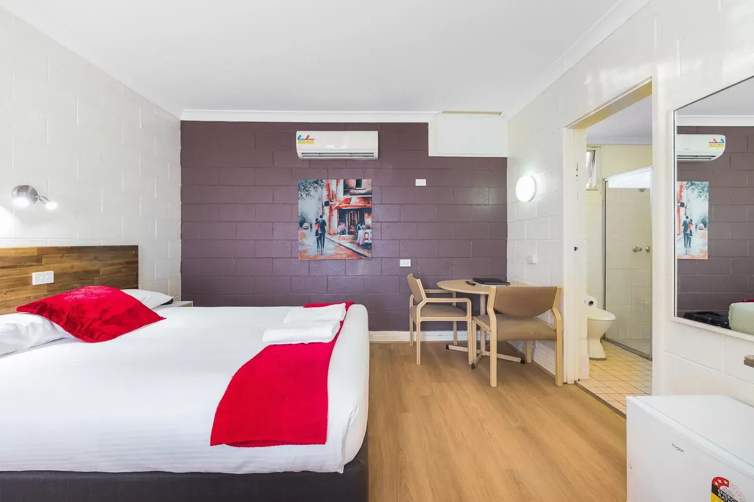 Family Room in Plainsman Motel Family Room in Plainsman Motel