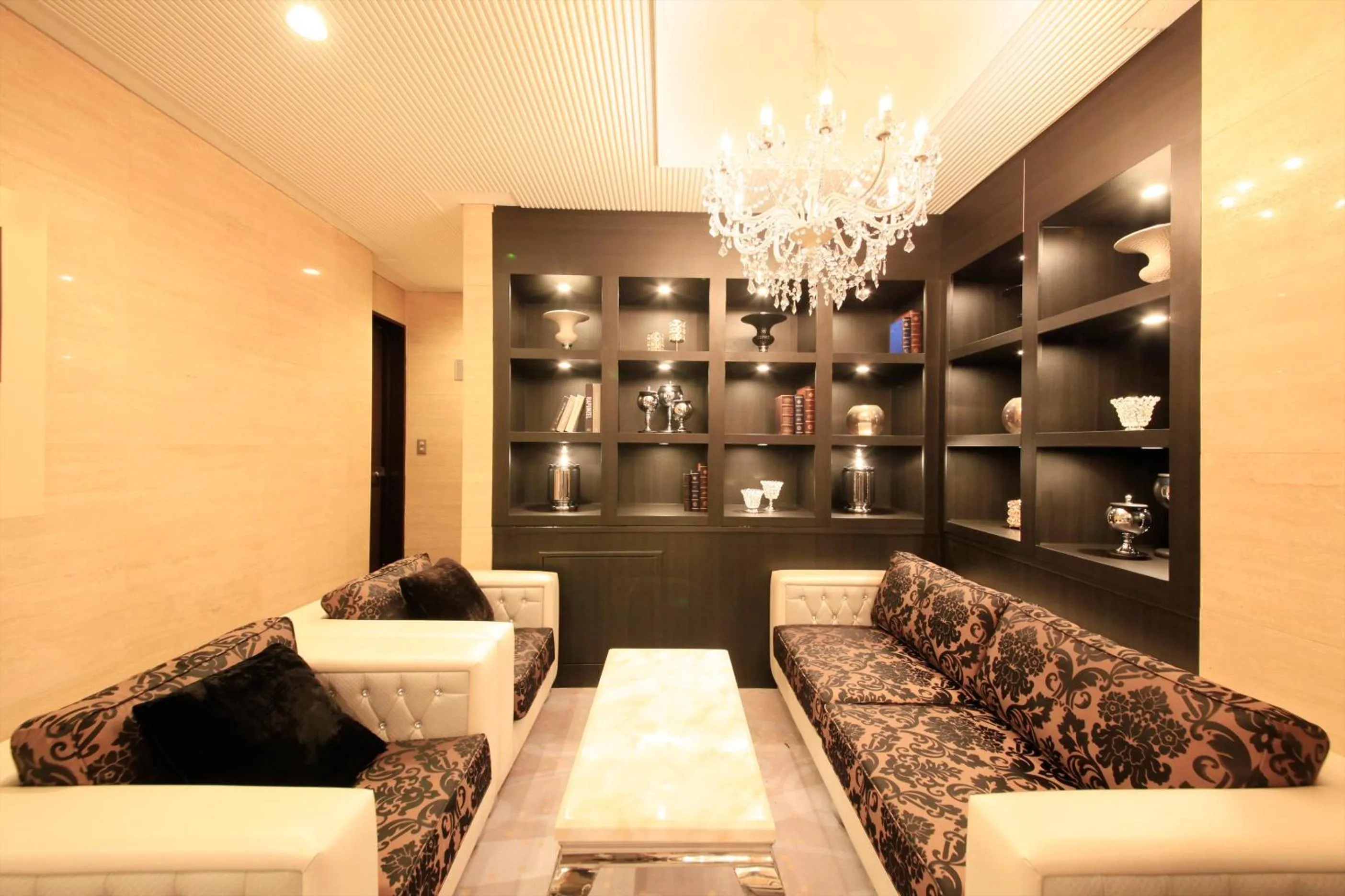 Lobby or reception in Centurion Hotel Villa Suite Fukui Ekimae