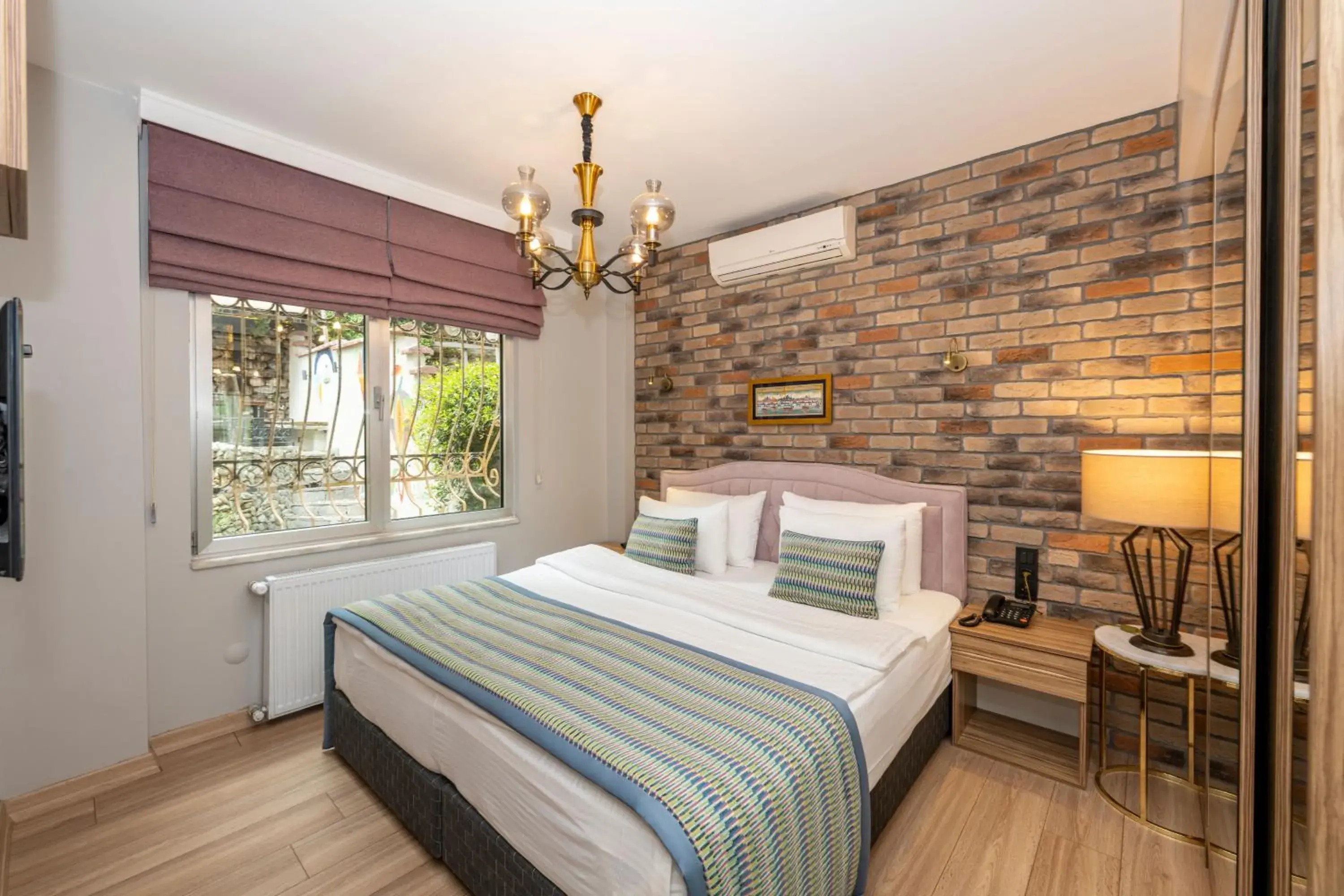 Family Room with Garden View in The Marions Suite istanbul Special Category Taksim Family Room with Garden View in The Marions Suite istanbul Special Category Taksim