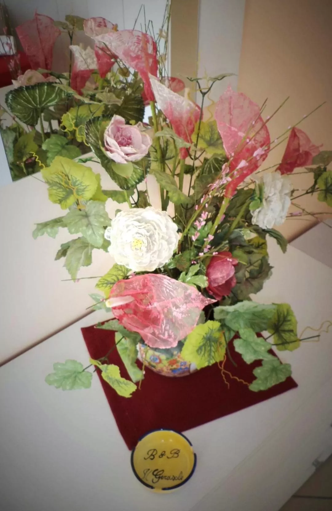 Decorative detail in Il Girasole