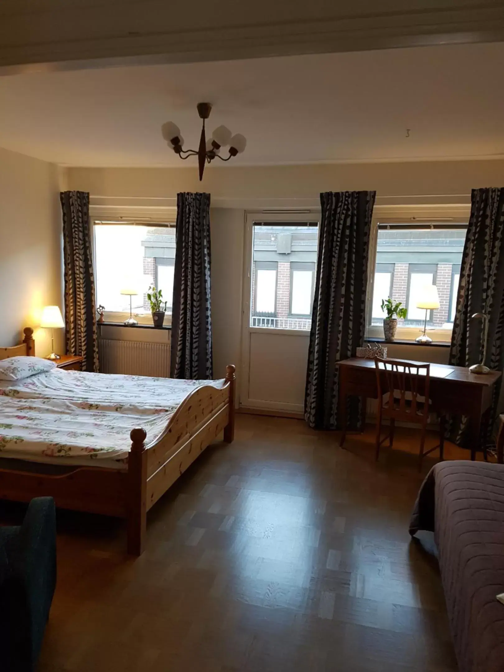 Triple Room with Private Bathroom in Hotell Bode Triple Room with Private Bathroom in Hotell Bode