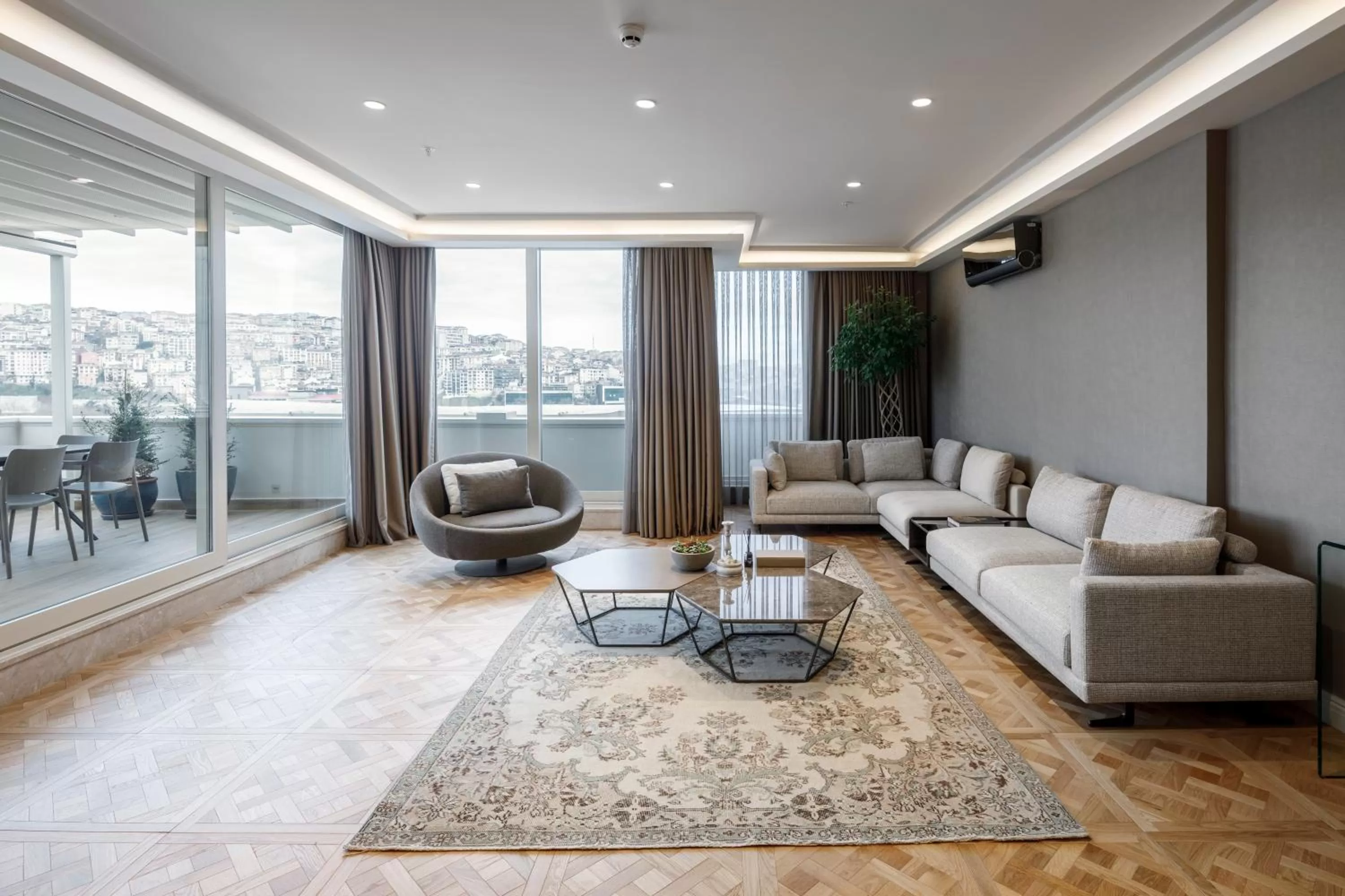 Balcony/Terrace in Lazzoni Hotel