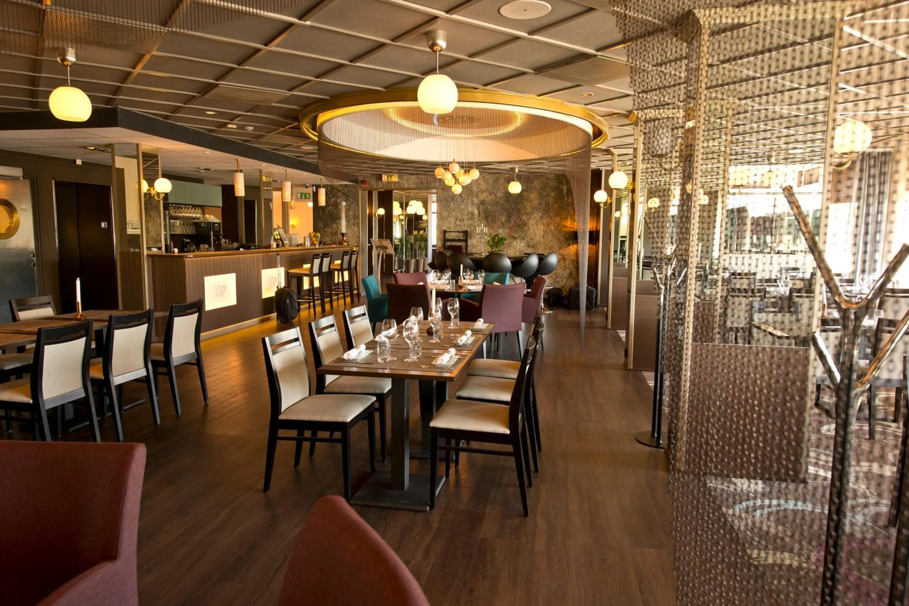 Restaurant/places to eat in Hotell Valhall