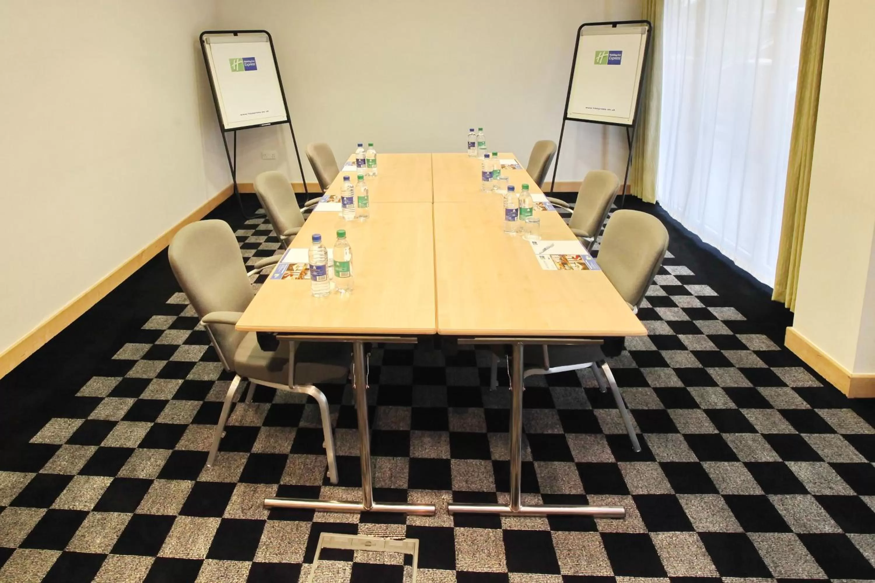 Meeting/conference room in Holiday Inn Express Birmingham Redditch by IHG