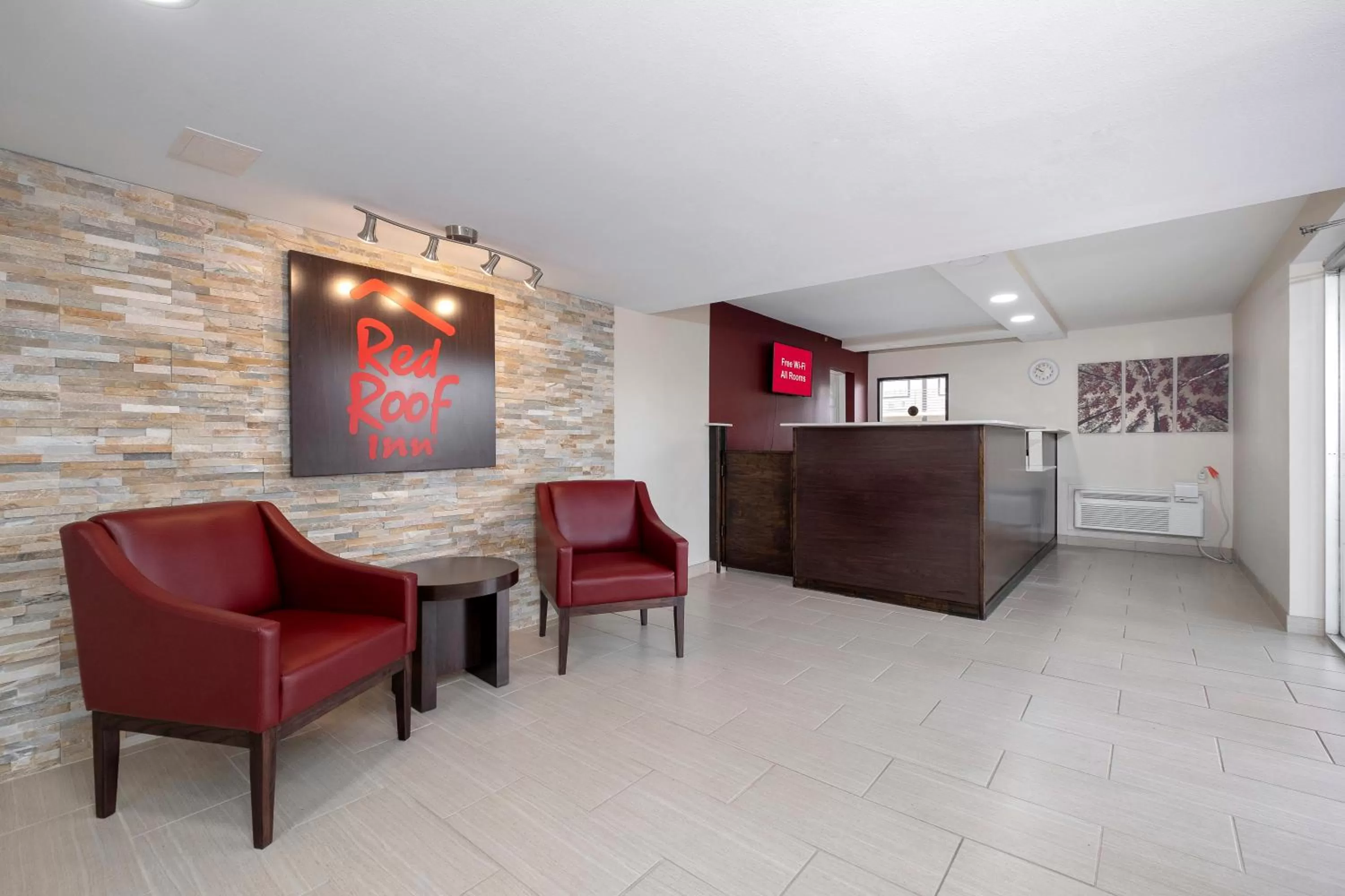 Lobby or reception in Red Roof Inn Fort Smith Downtown