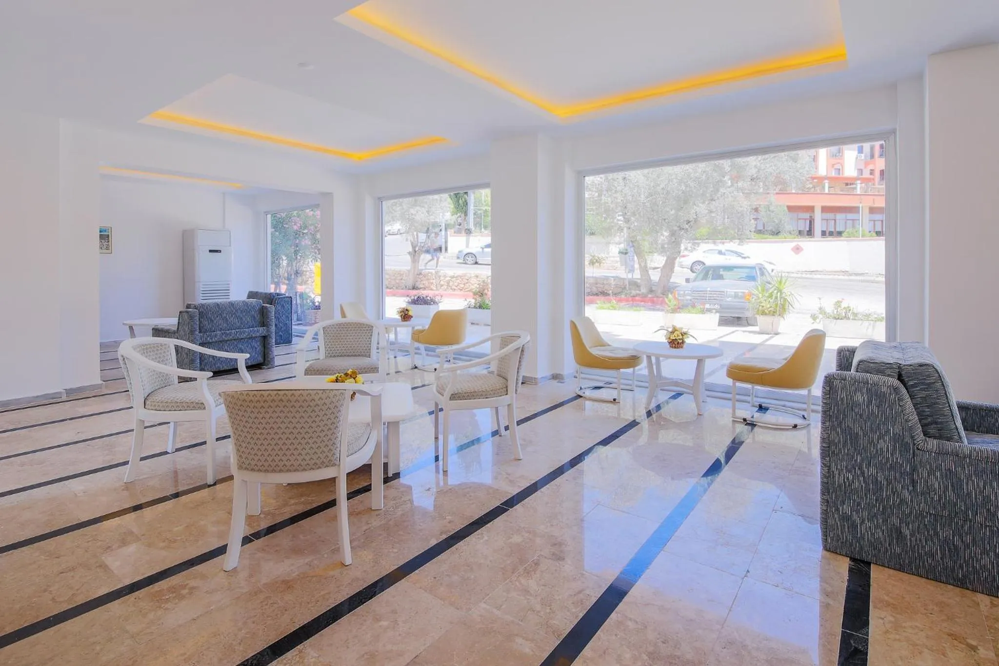 Lobby or reception in Ekici Hotel