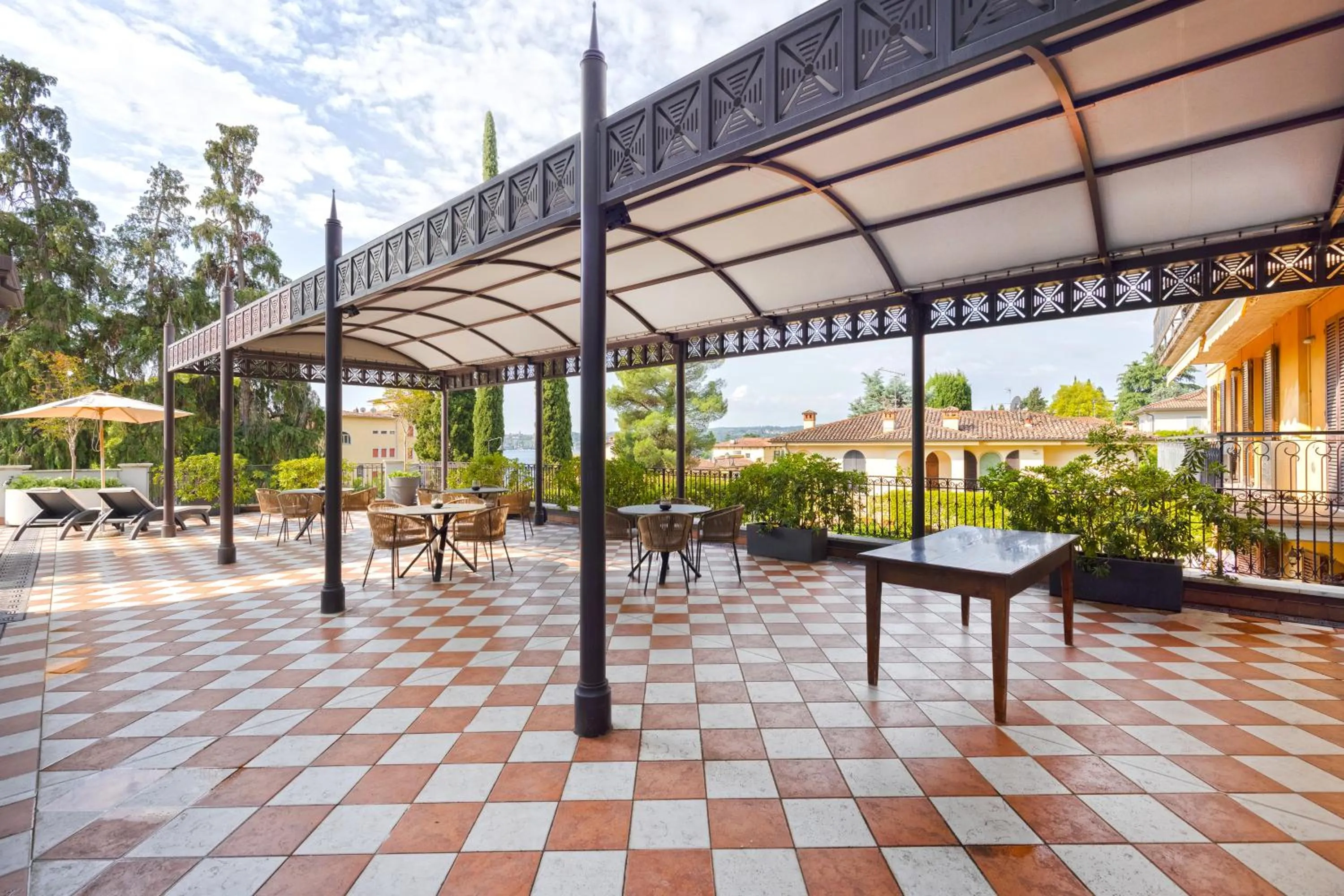 Balcony/Terrace in Mefuta Hotel