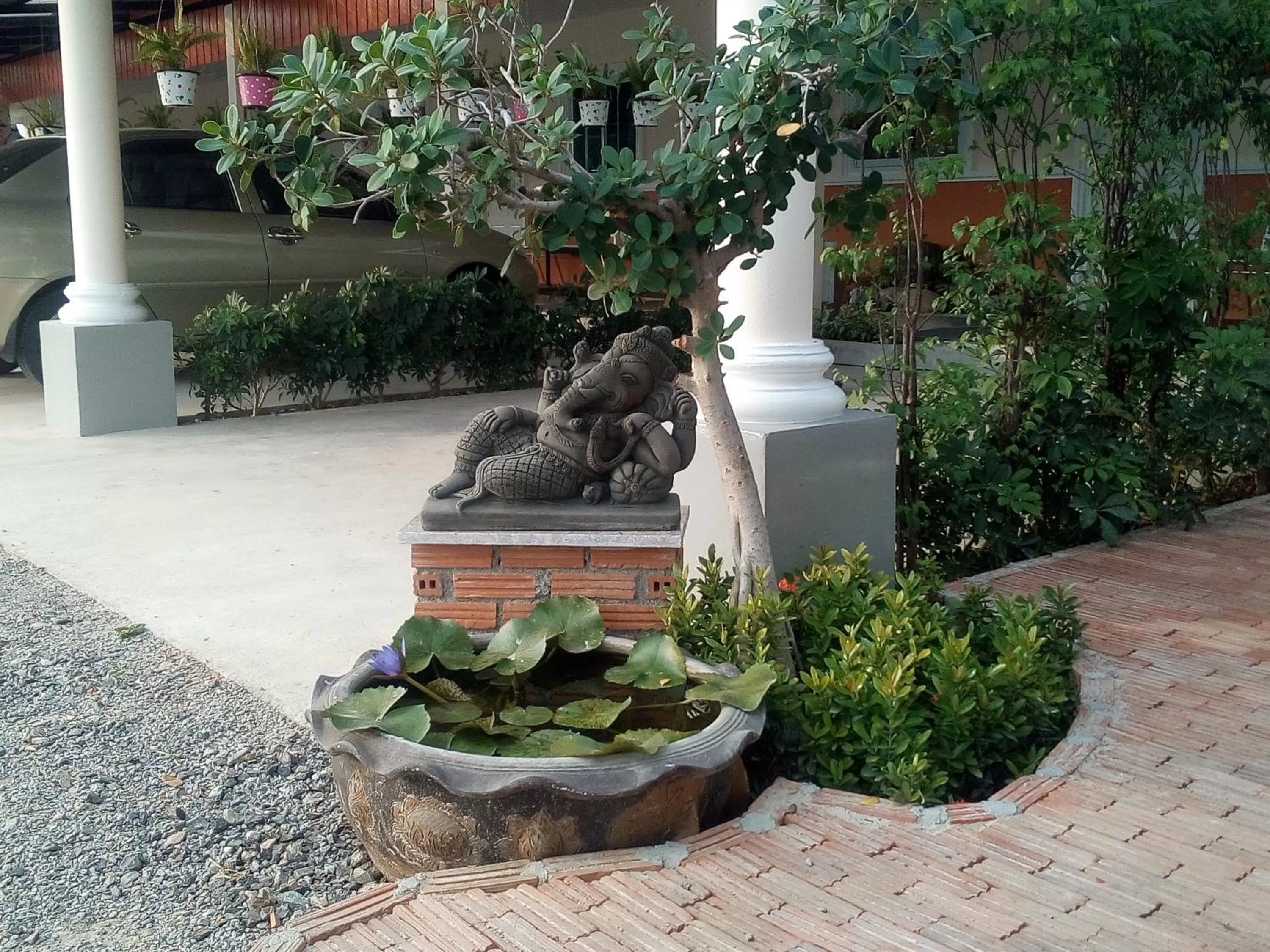 Facade/entrance in Fancy Carp Resort