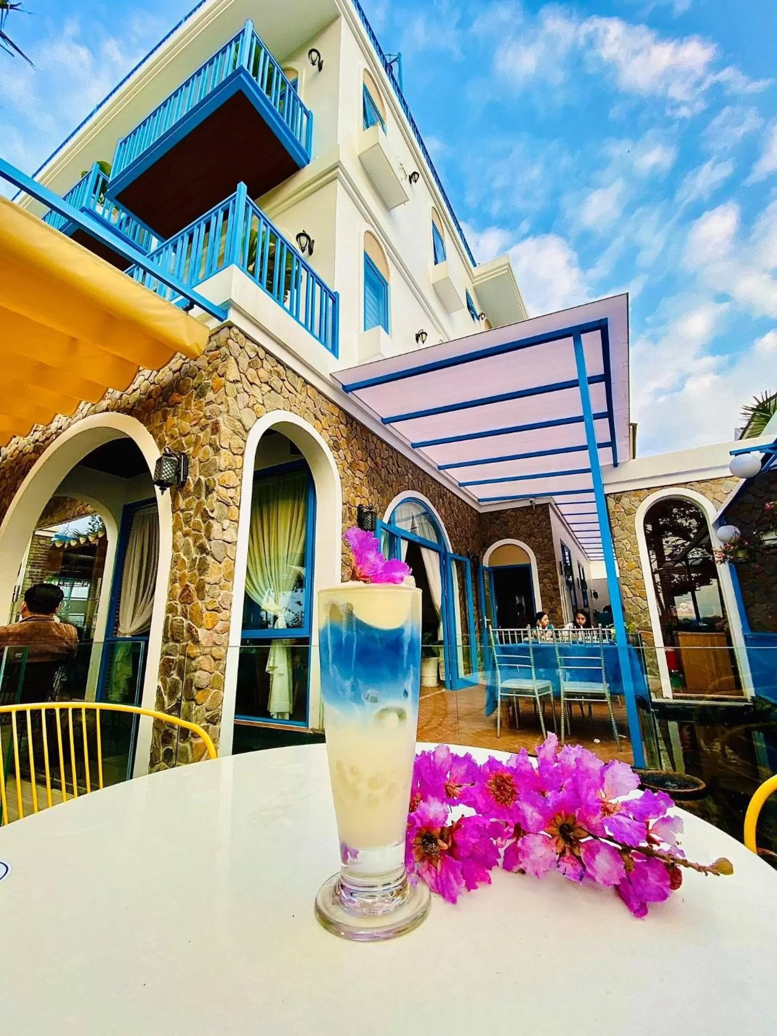 Property building in Turi Staypoint