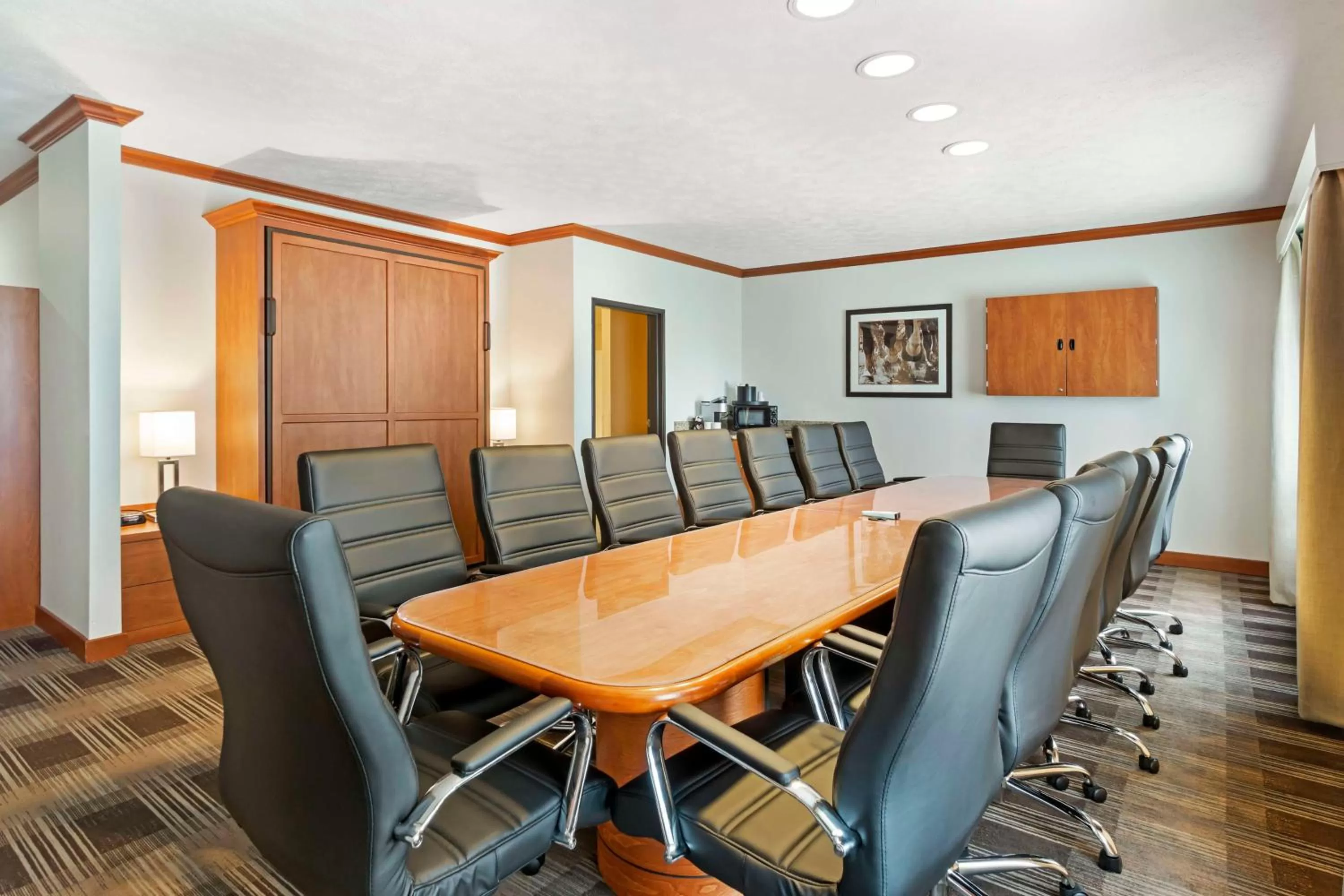 Bedroom in Best Western Plus The Inn at Horse Heaven