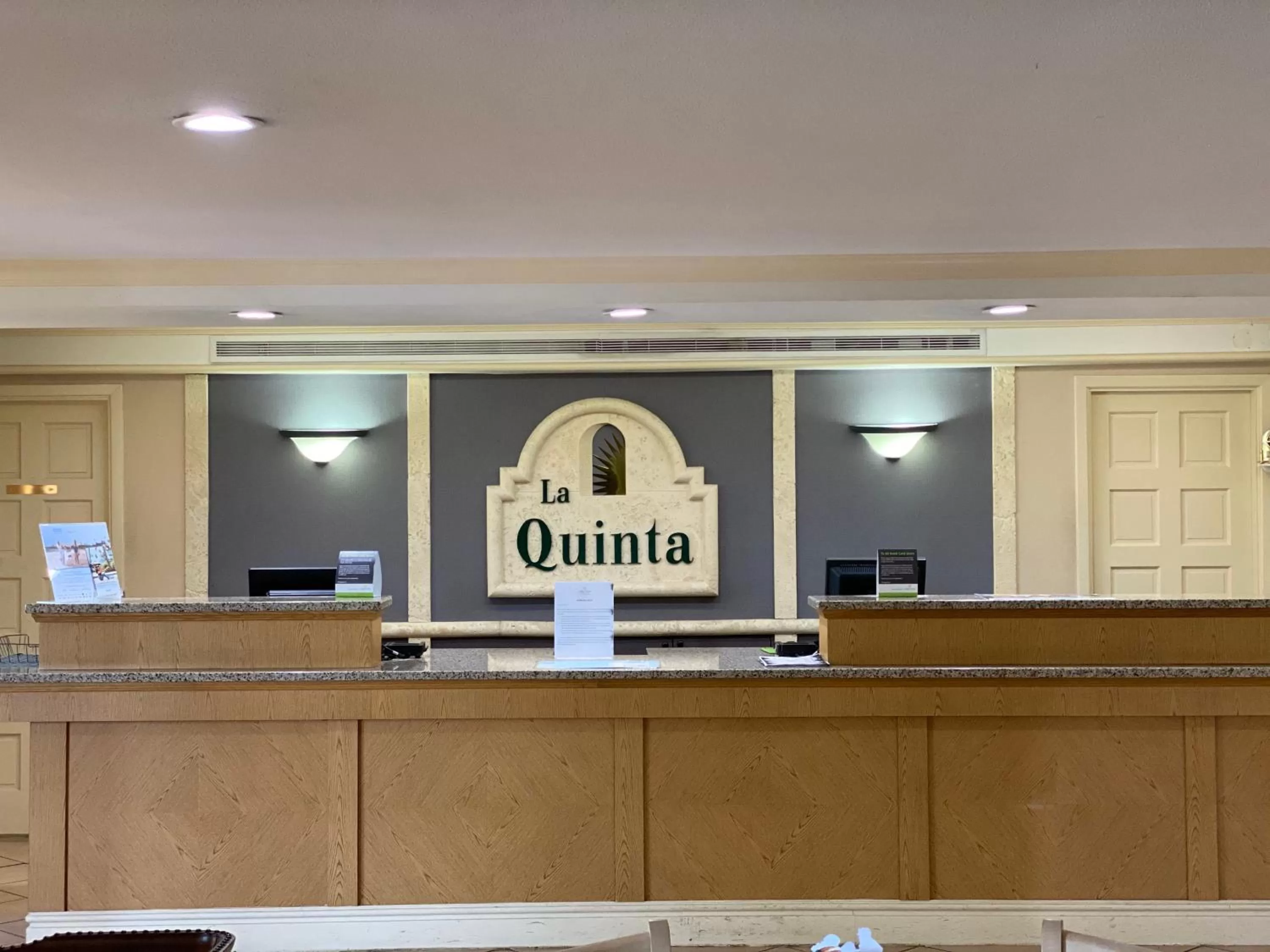 Lobby or reception in La Quinta Inn by Wyndham Tyler