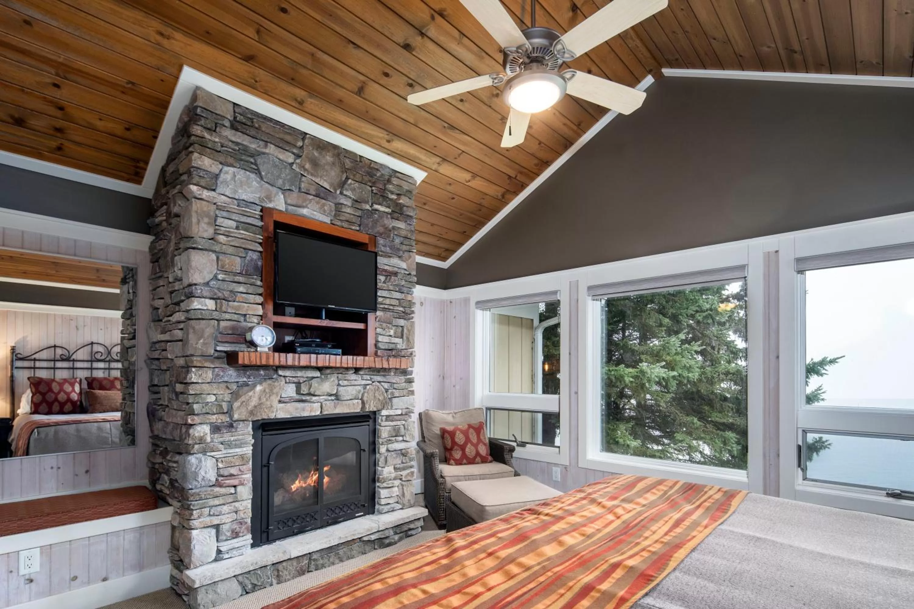 Bed in Larsmont Cottages