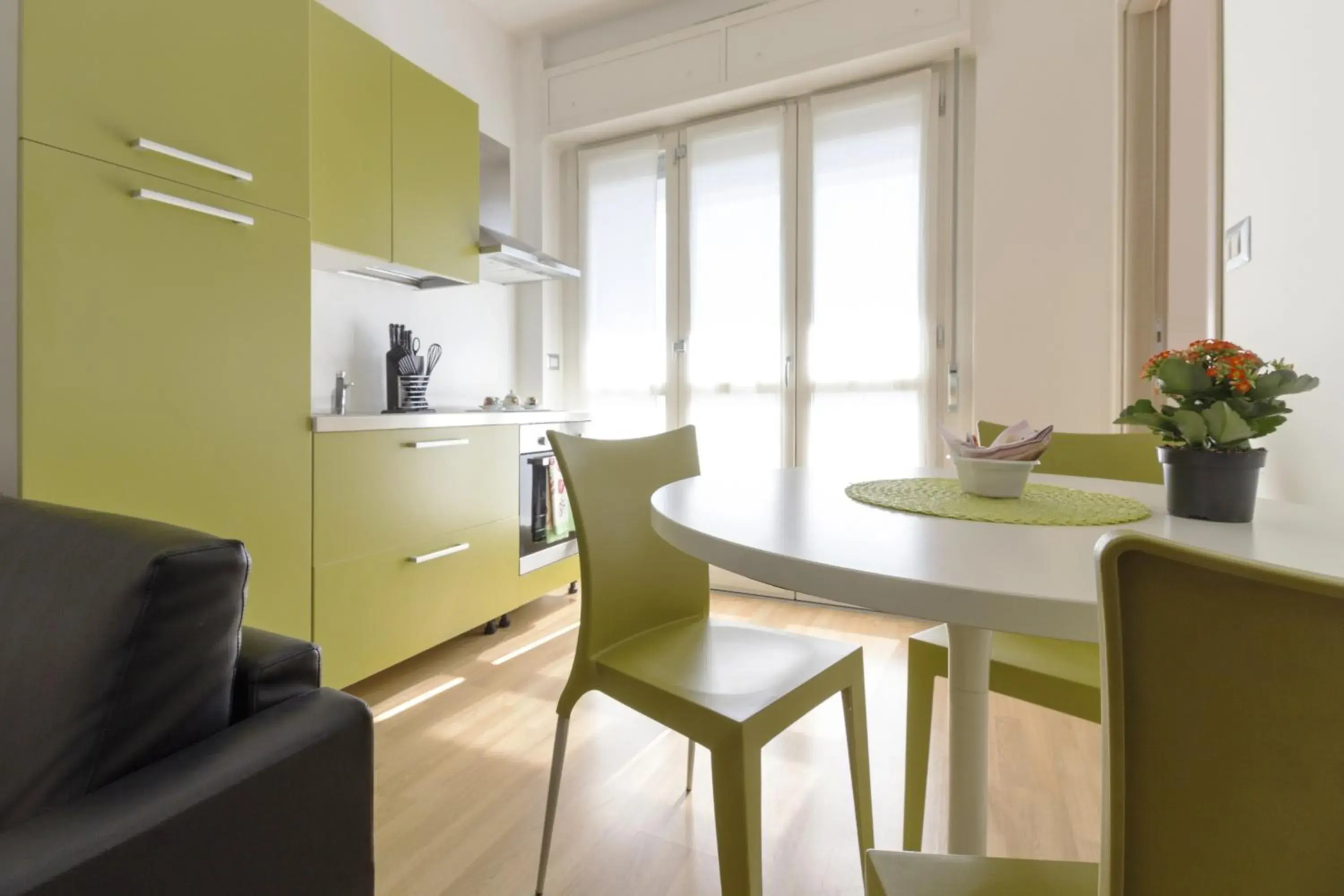 Two-Bedroom Apartment in Hotel Sharing Two-Bedroom Apartment in Hotel Sharing