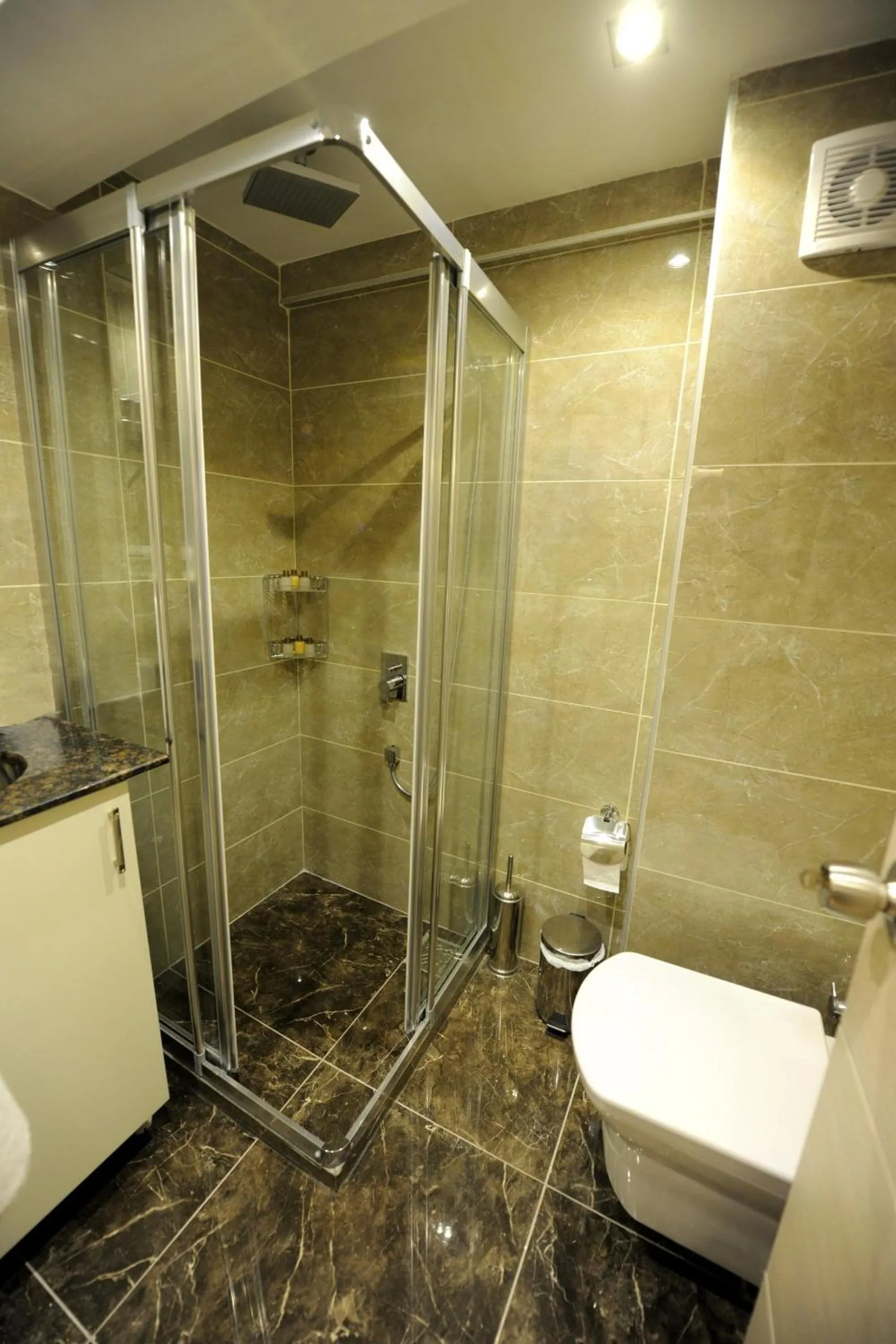 Bathroom in Rooms Inn Taxim