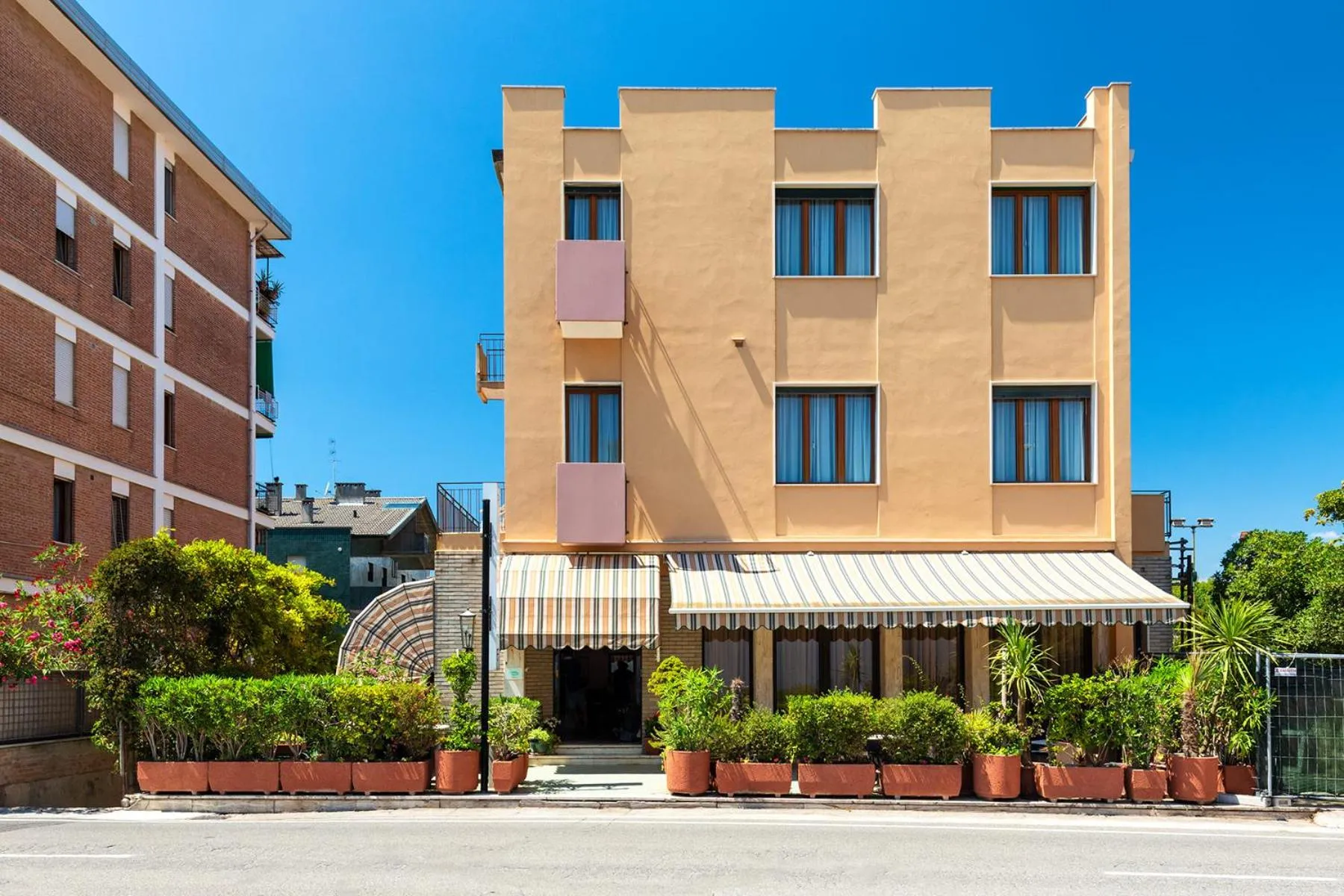 Facade/entrance in Hotel Rivamare
