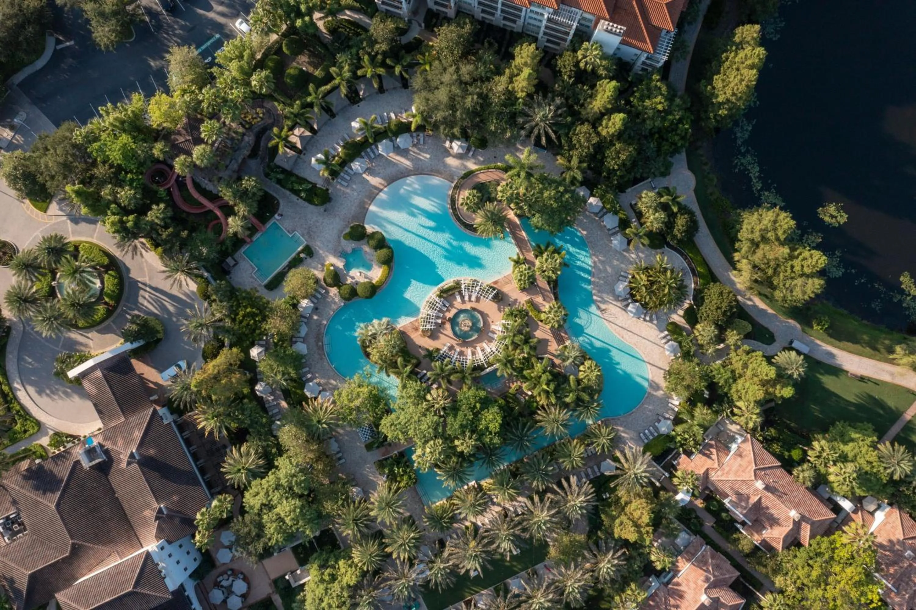 Swimming pool in Marriott's Lakeshore Reserve