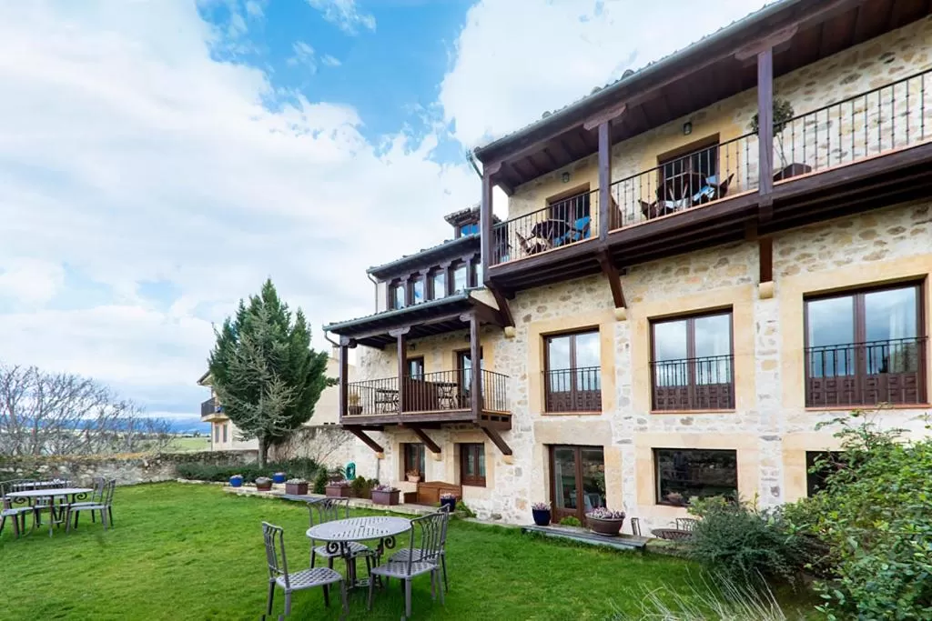 Property building in Hospederia de Santo Domingo