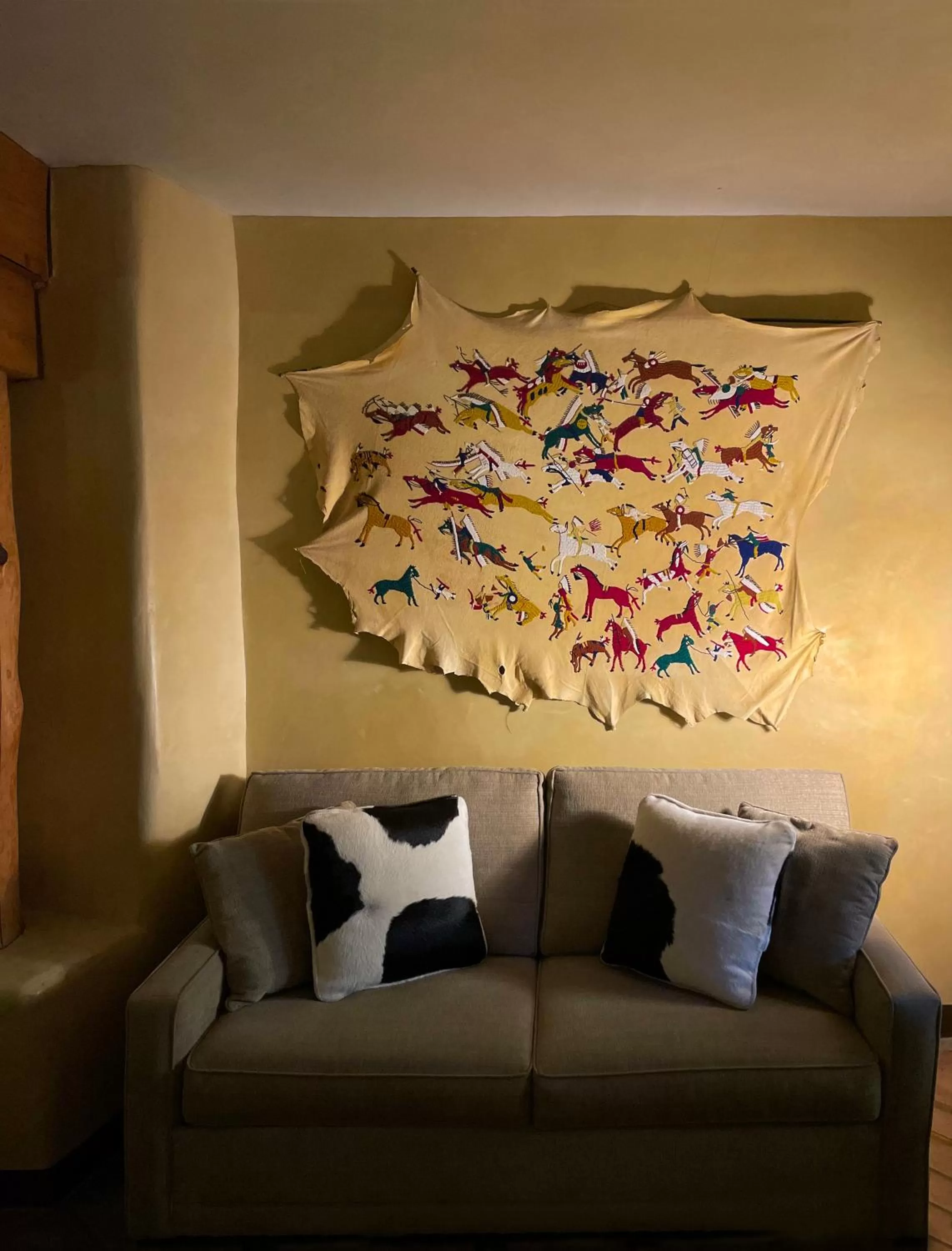 Living room in El Portal Sedona Hotel