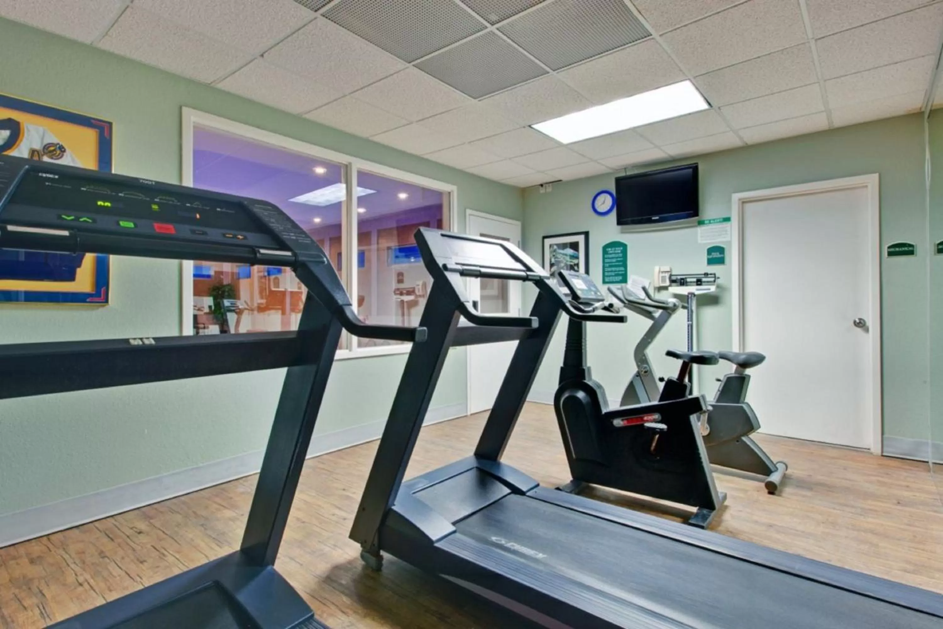 Fitness centre/facilities in Holiday Inn Express Dryden by IHG