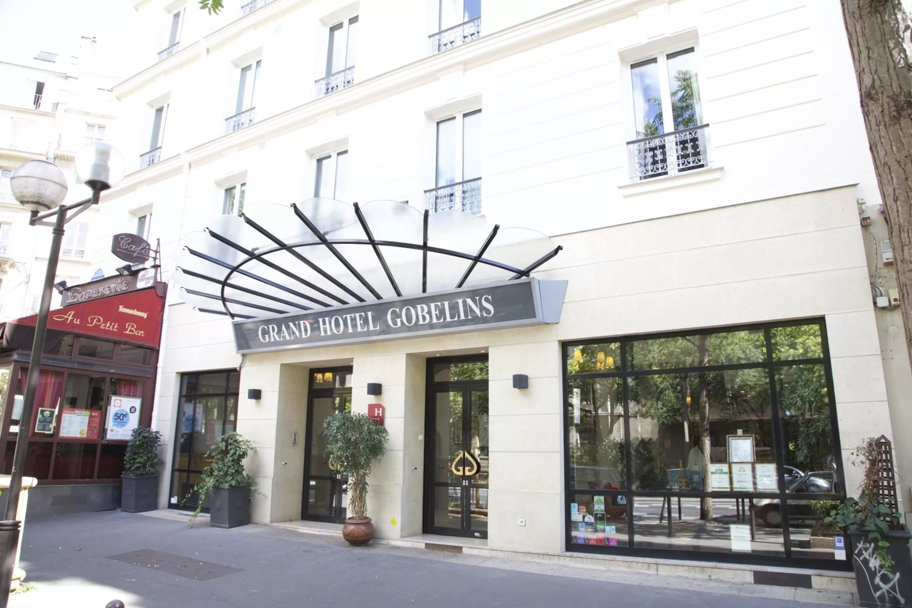 Property building in Grand Hôtel Des Gobelins