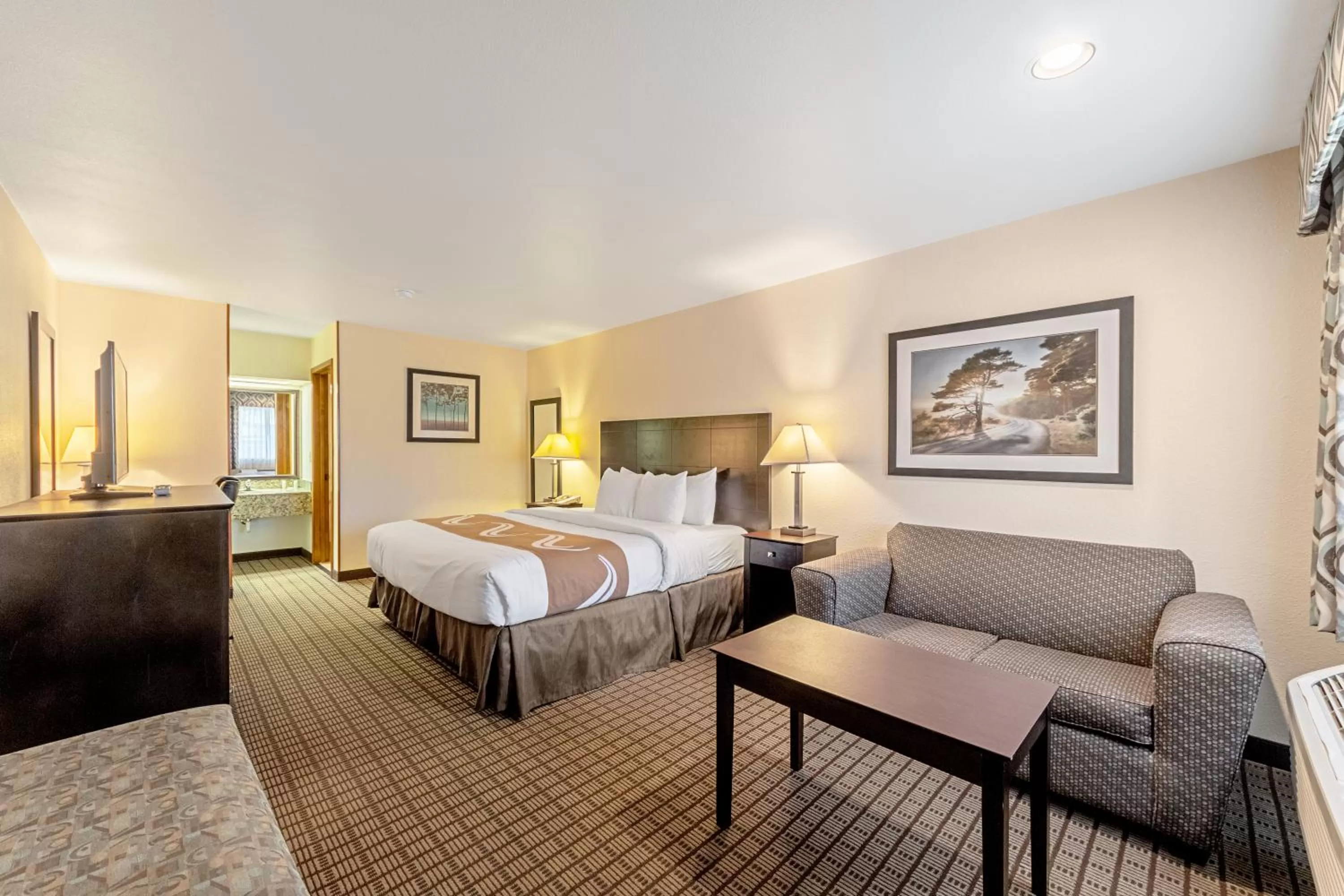 Bedroom, Bed in Quality Inn Three Rivers