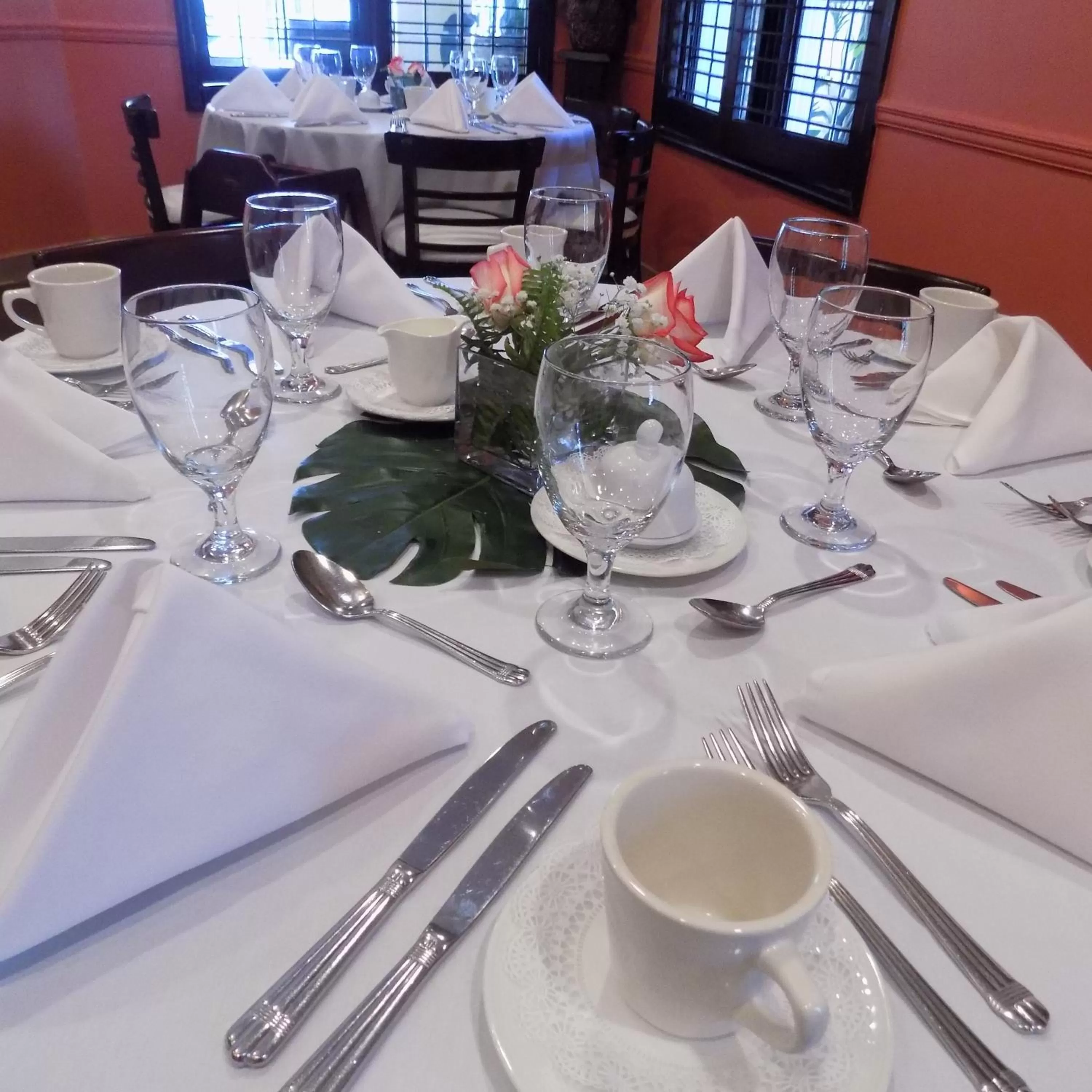 Restaurant/places to eat in The Caribbean Court Boutique Hotel