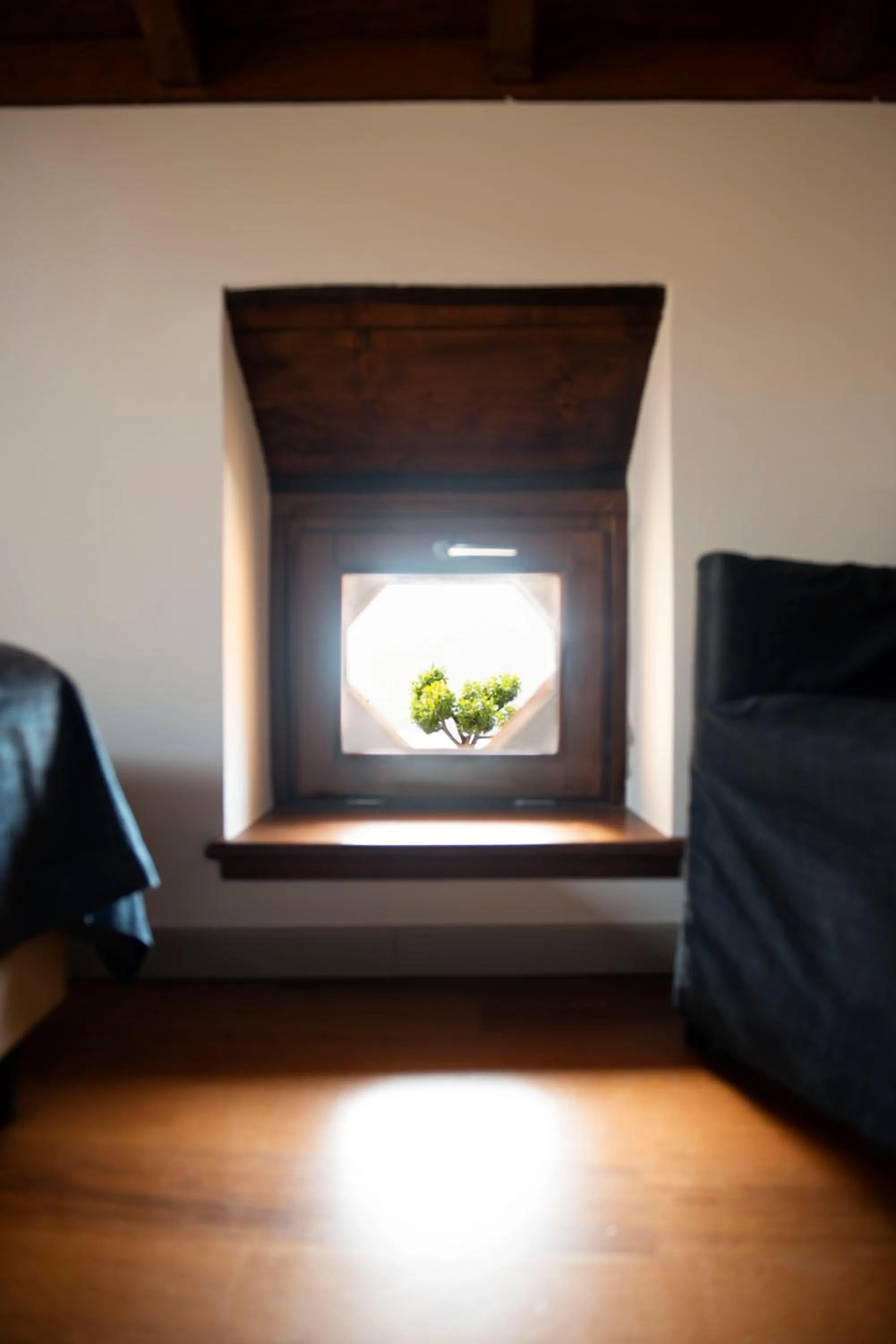 Seating area in Hotel Del Porto