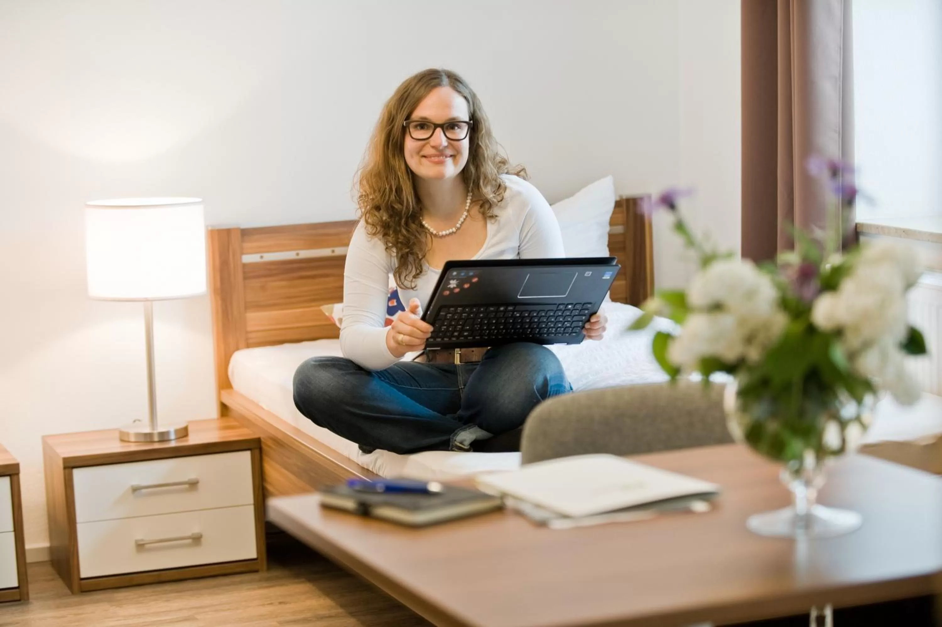 Decorative detail in greenpartment Boardinghouse Neustadt