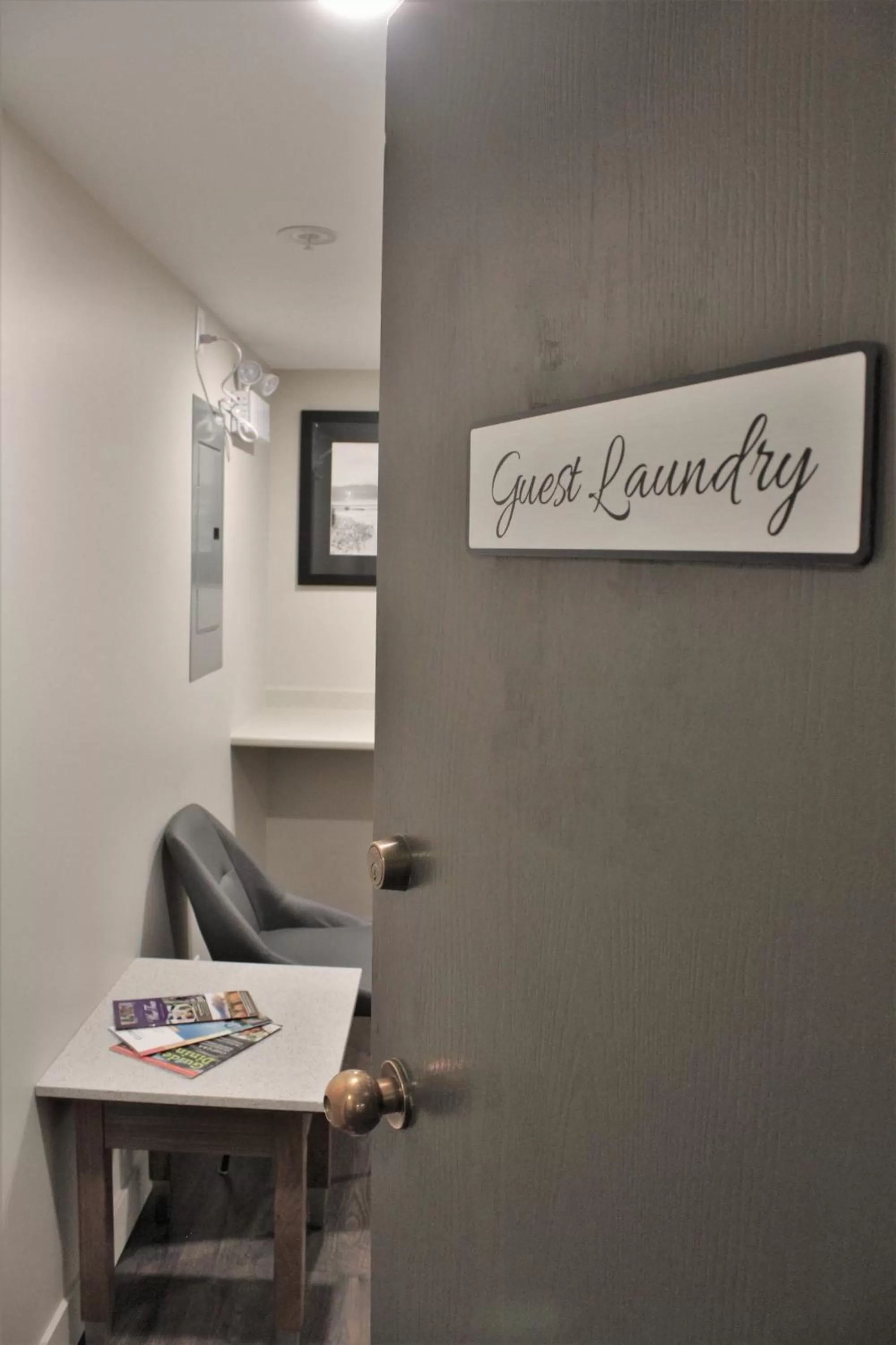 Area and facilities in The Royal Anne Hotel