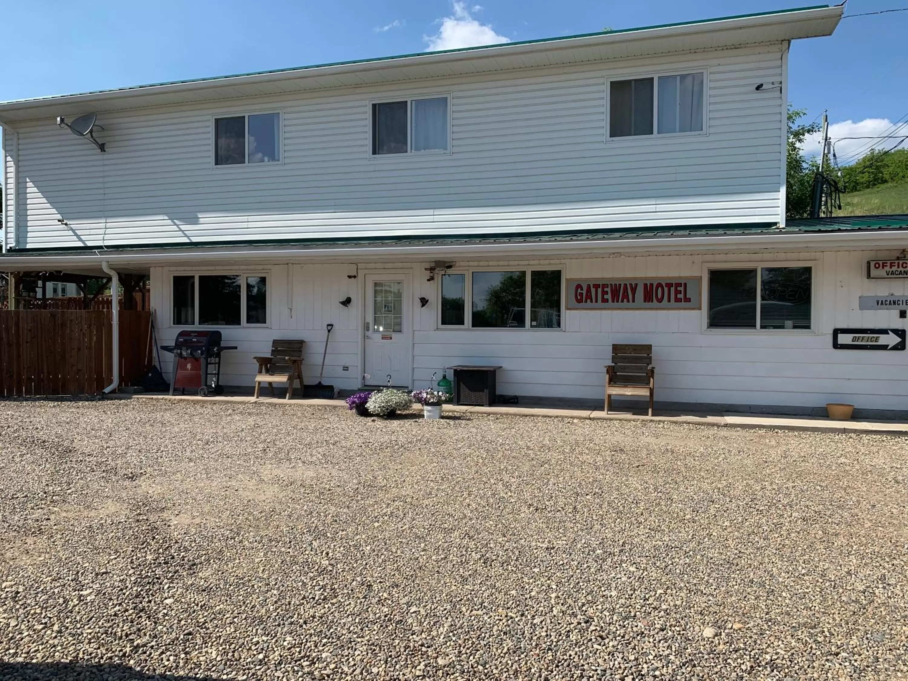 Property building in Gateway Motel