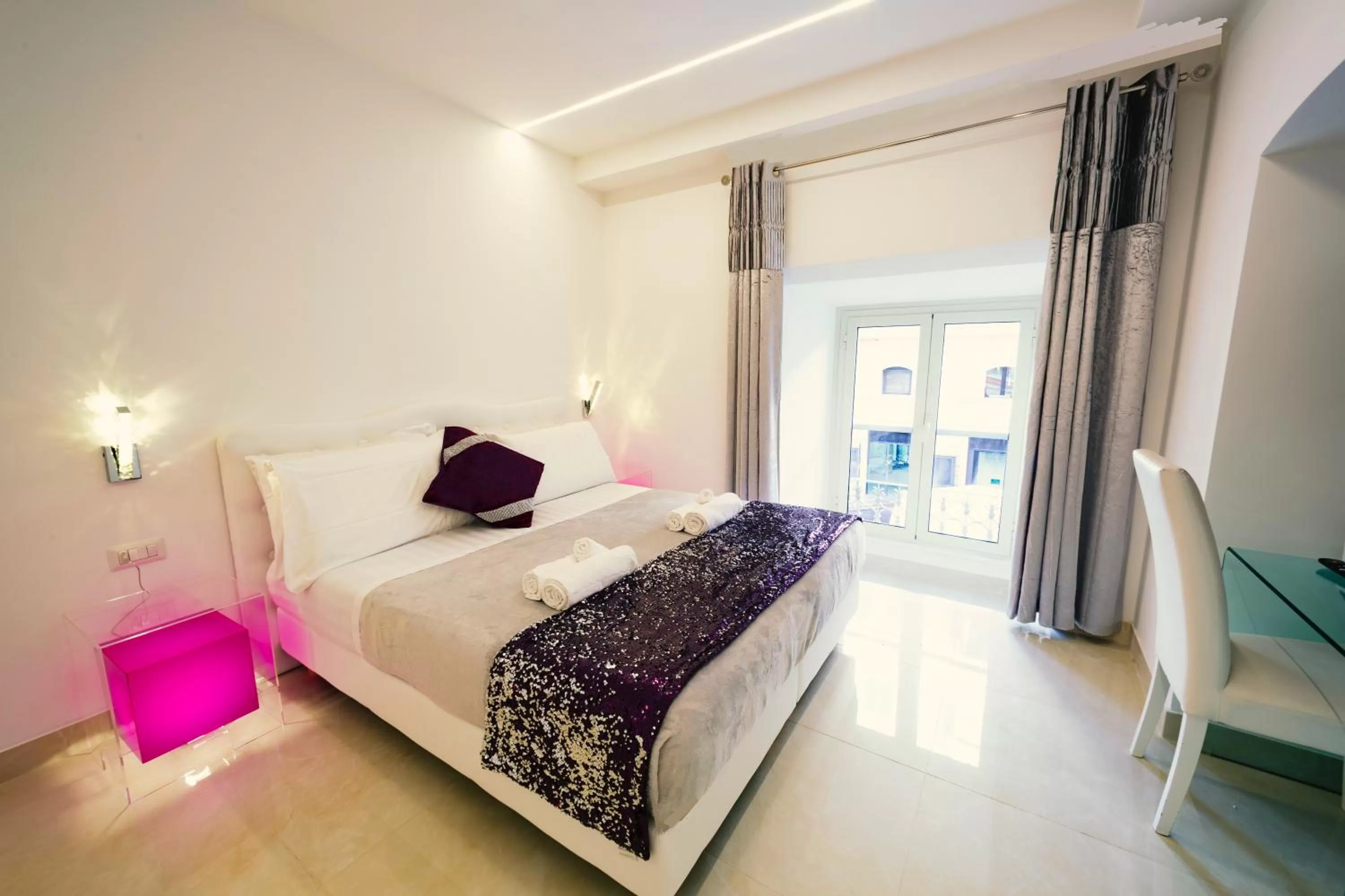 Bed in San Pietro Grand Suite