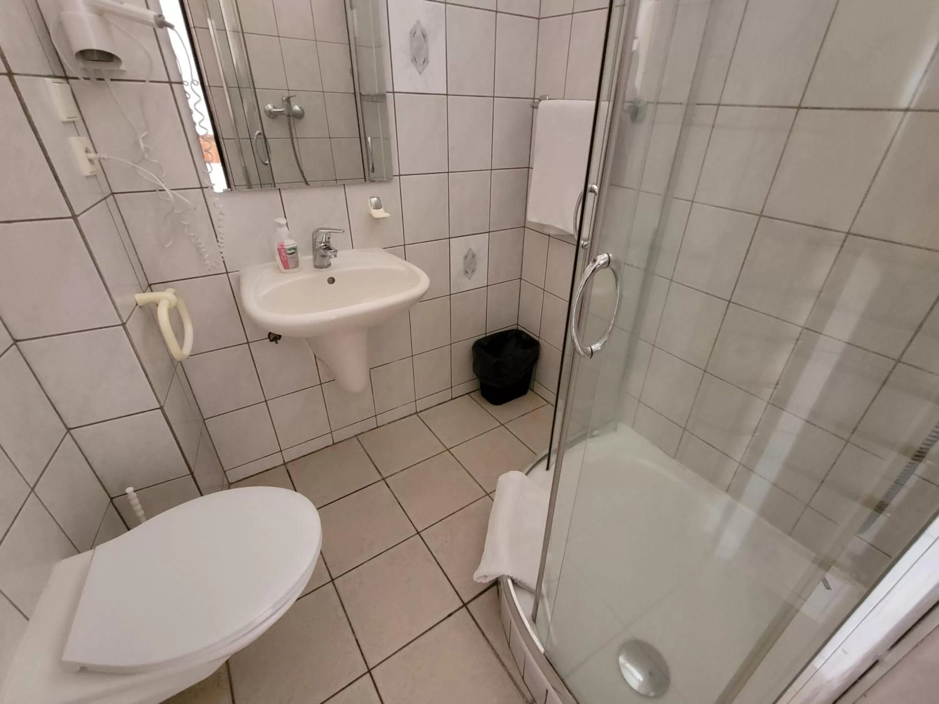 Bathroom in Hotel Koruna
