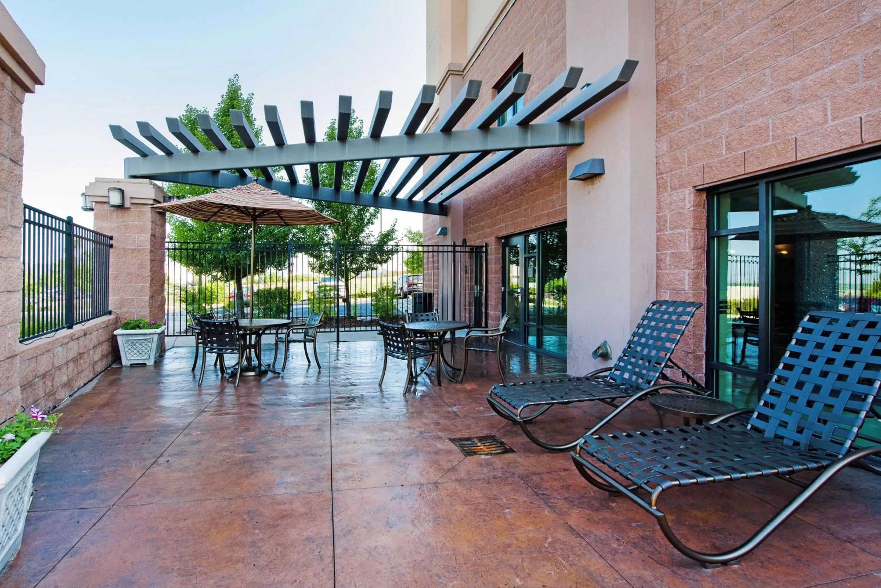 Patio in Hampton Inn & Suites Denver/Highlands Ranch