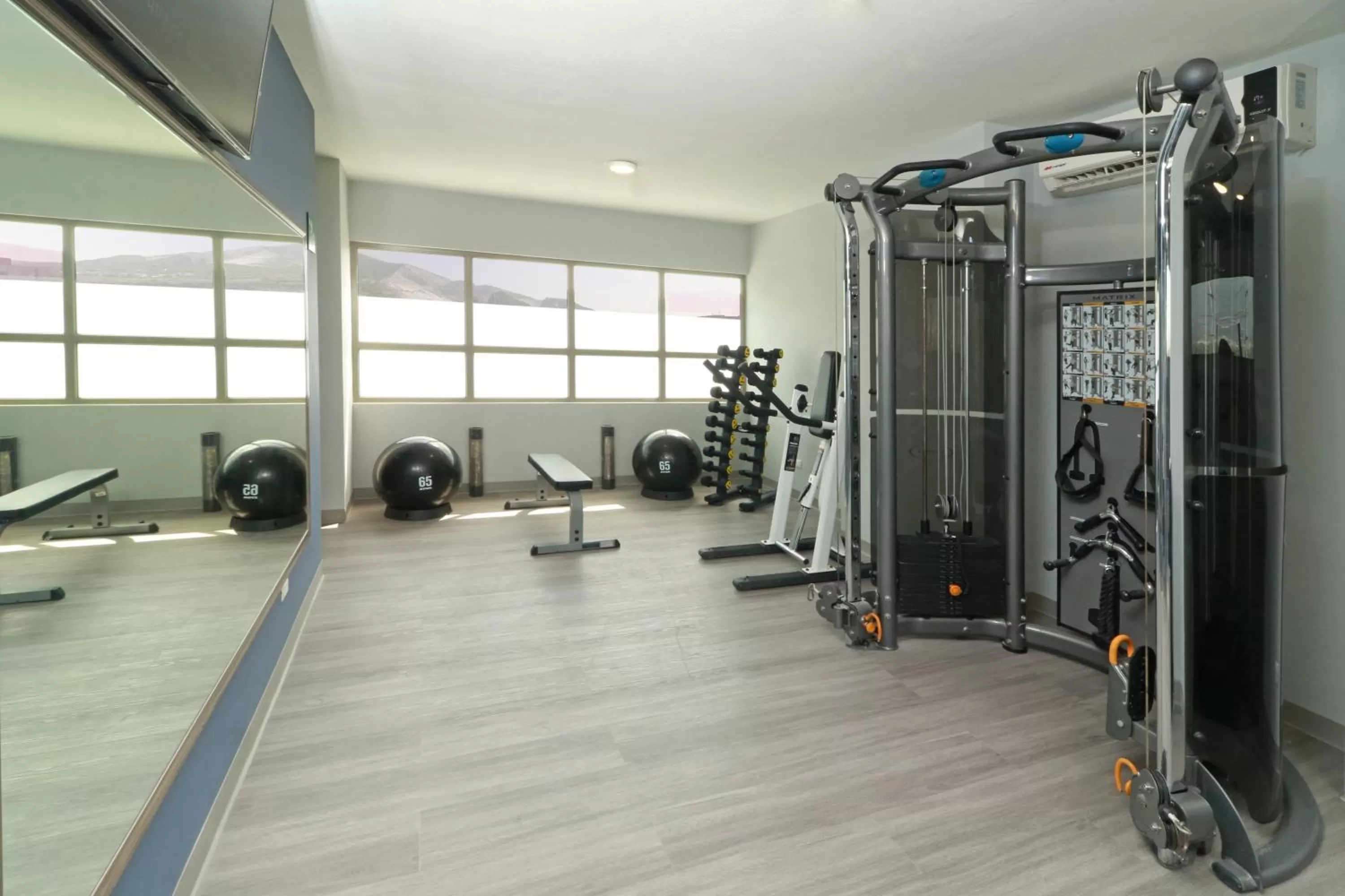 Fitness centre/facilities in Wyndham Garden Monterrey Valle Real